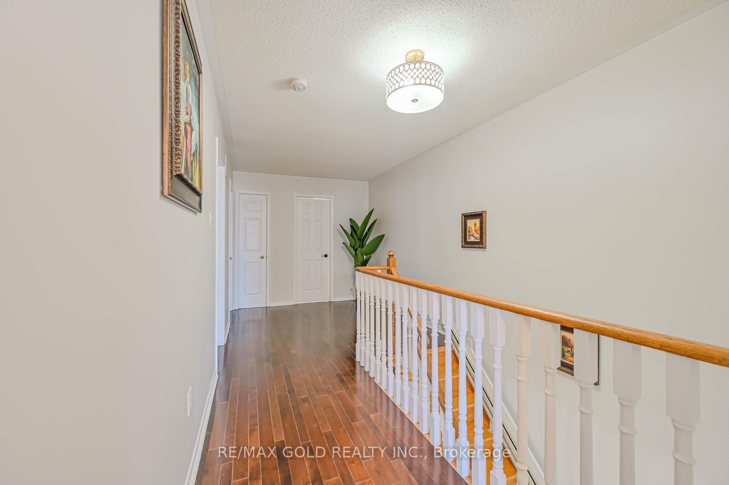 98 Bighorn Cres