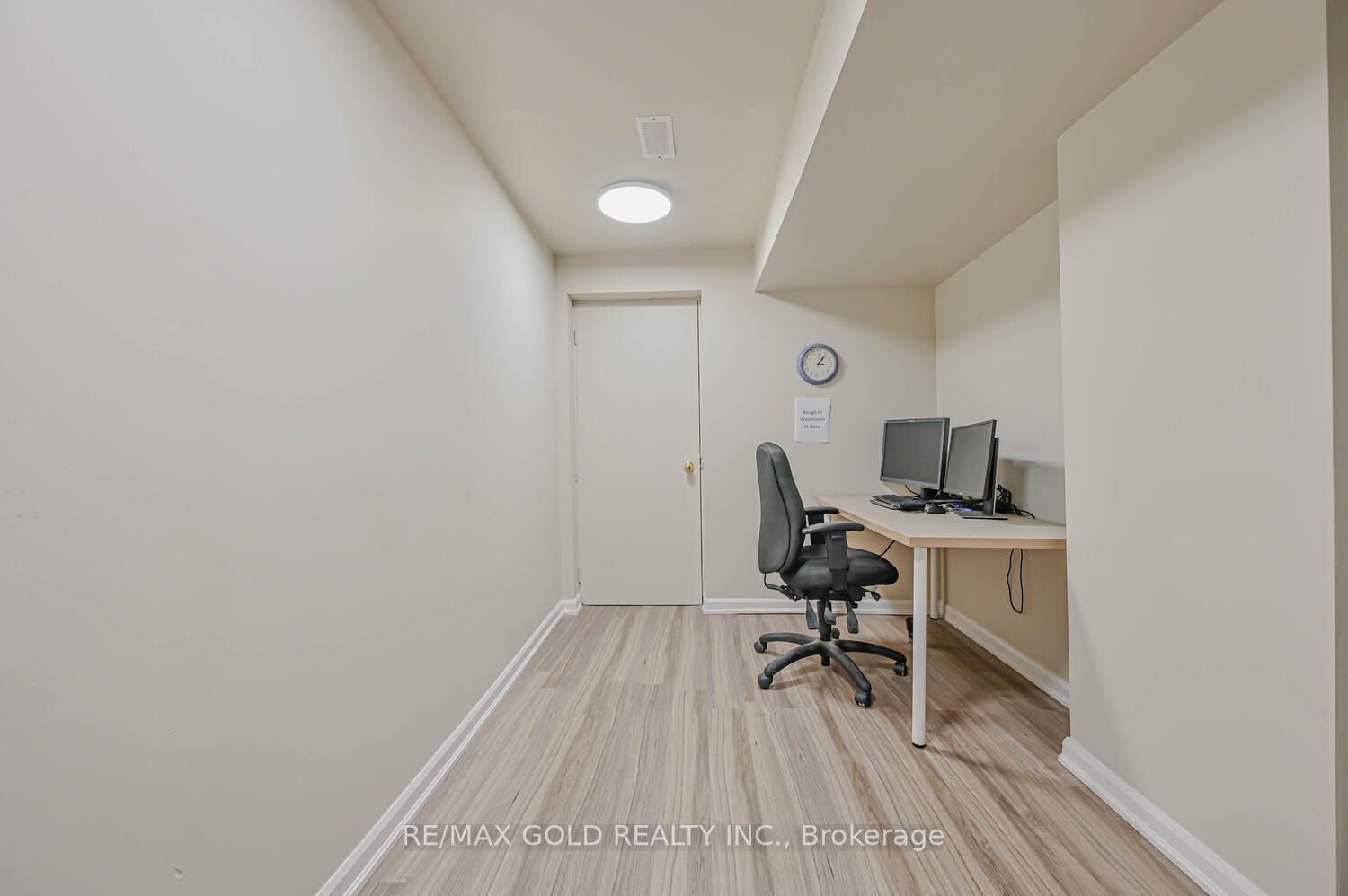 98 Bighorn Cres