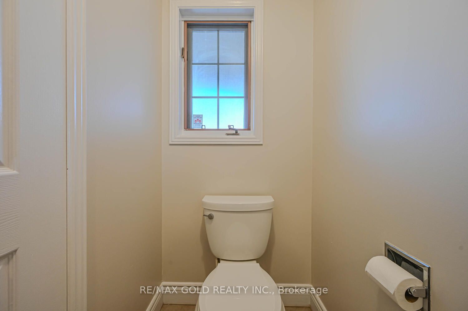 98 Bighorn Cres