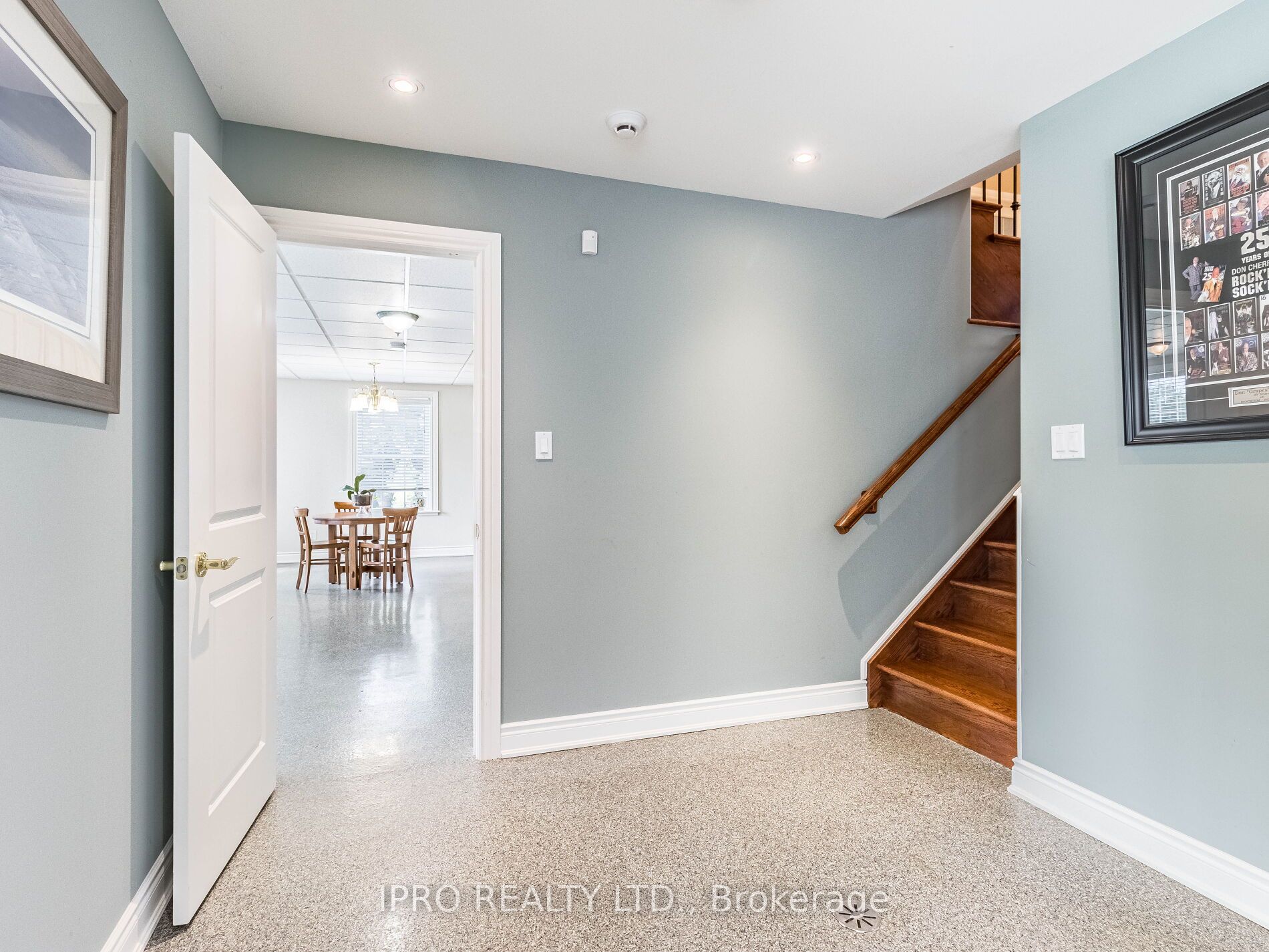 15260 10 Side Rd