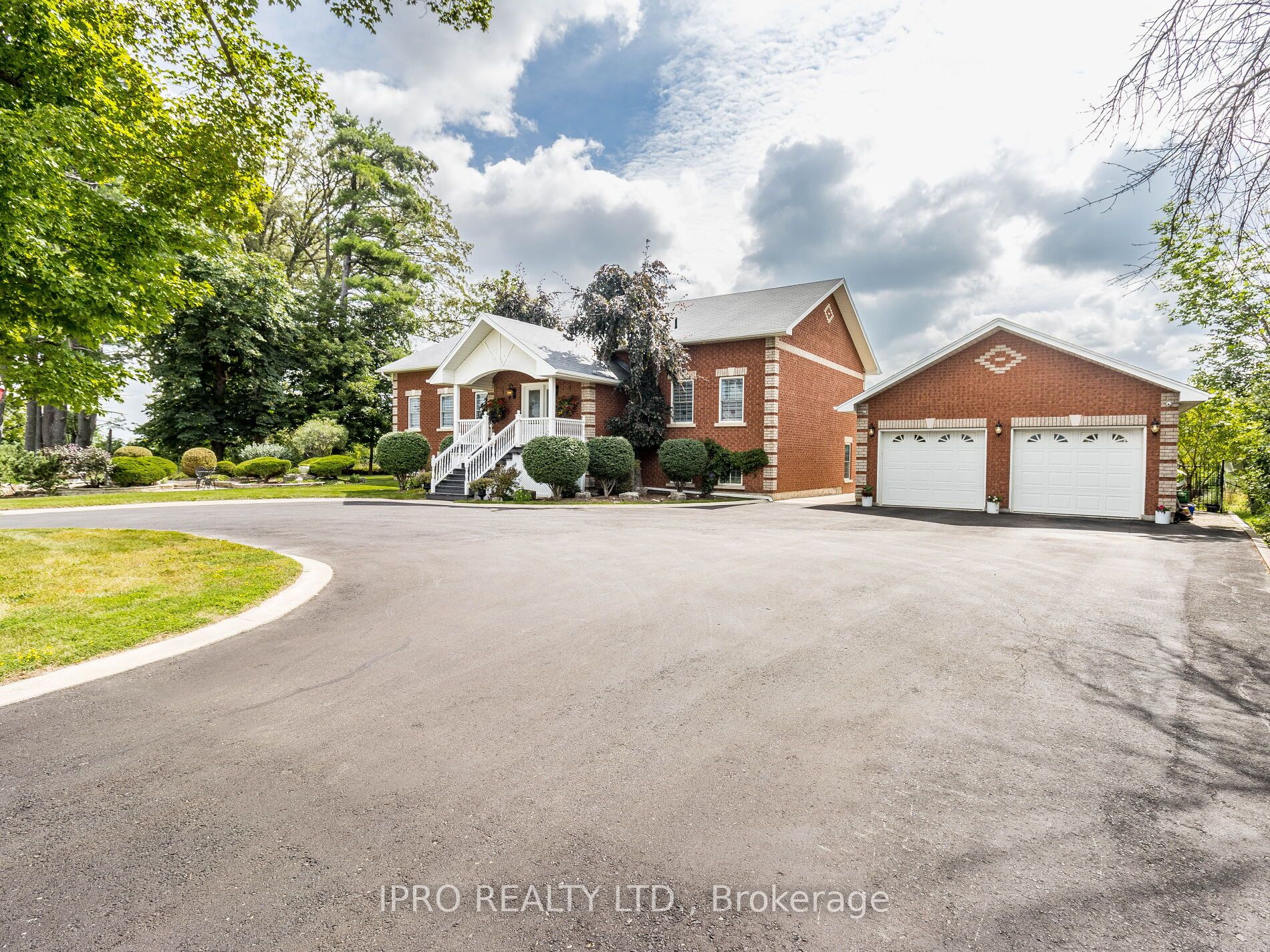 15260 10 Side Rd