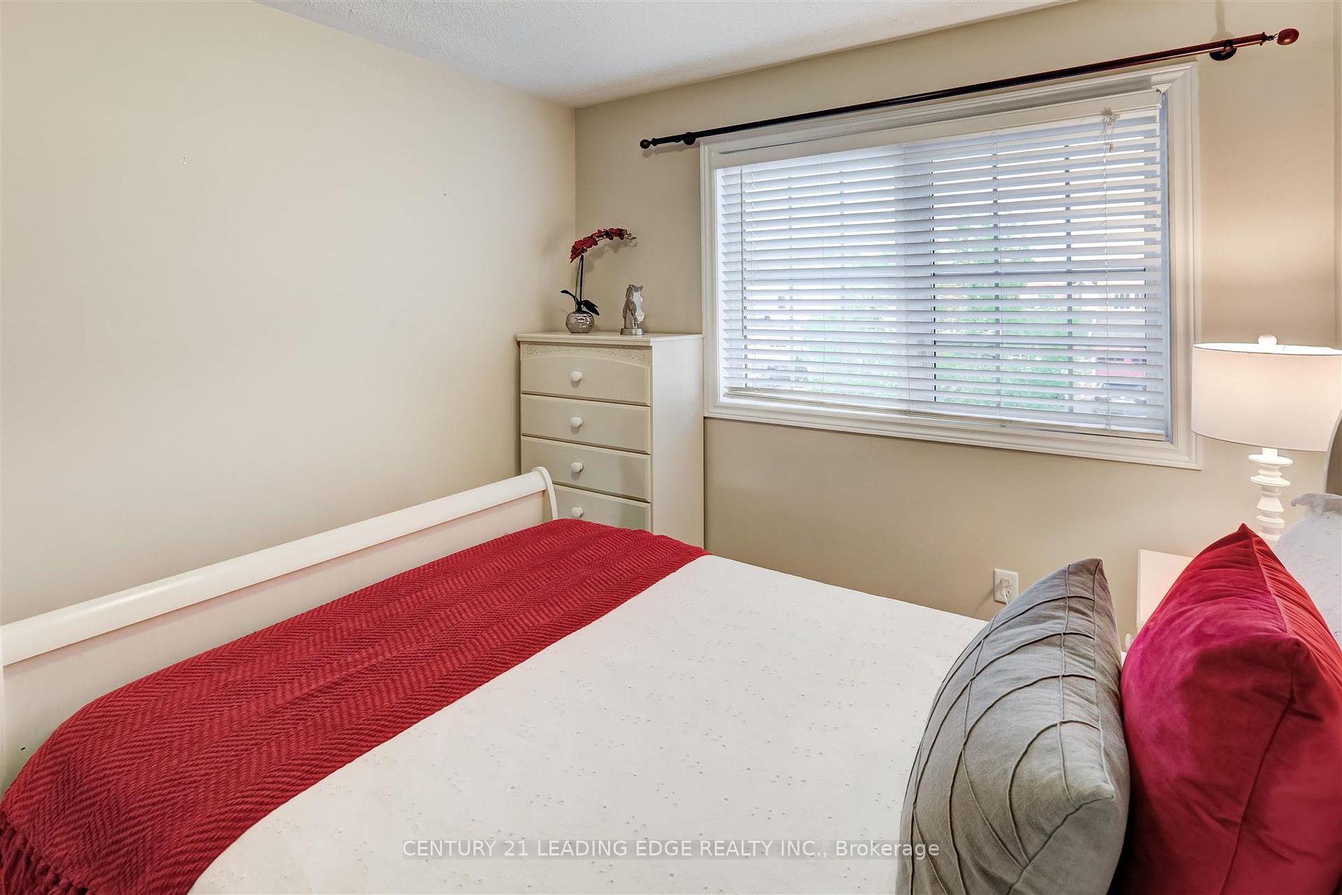 4843 Verdi St