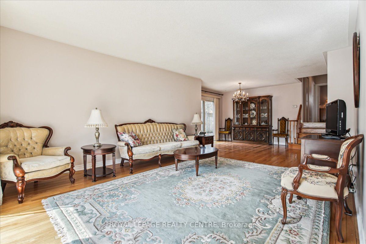 2141 HERRIDGE Drive