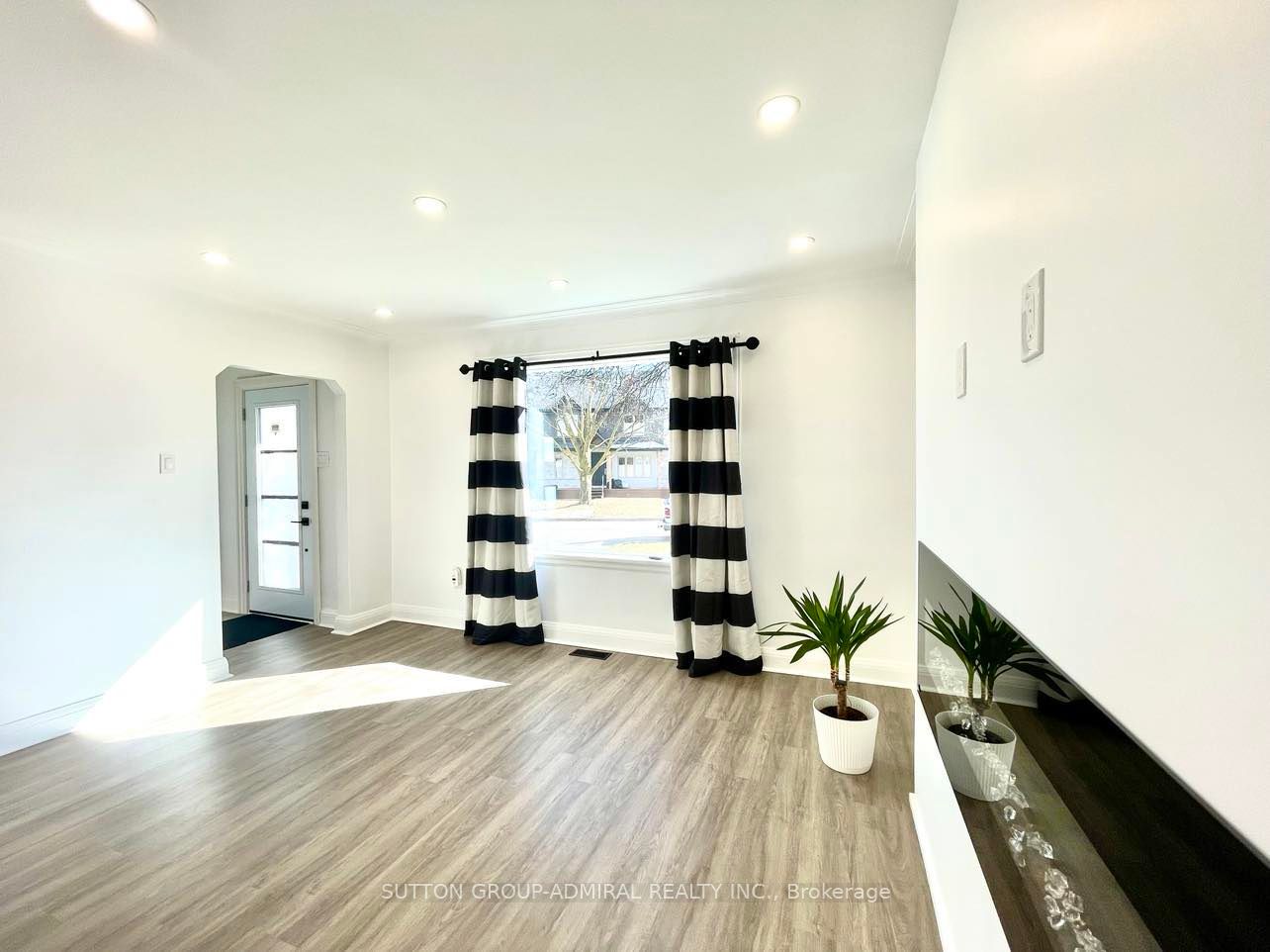 9 Nordale Crescent