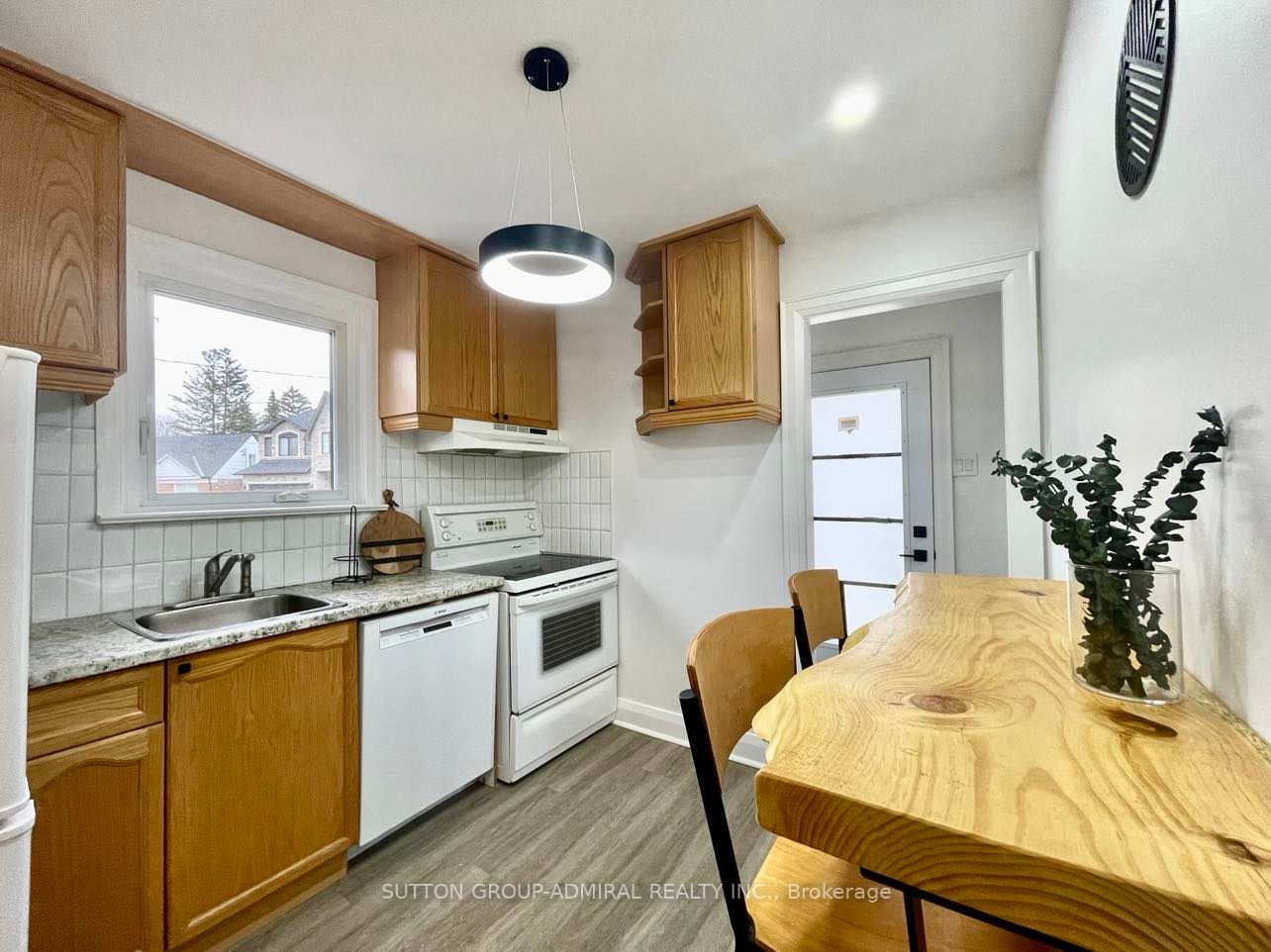 9 Nordale Crescent