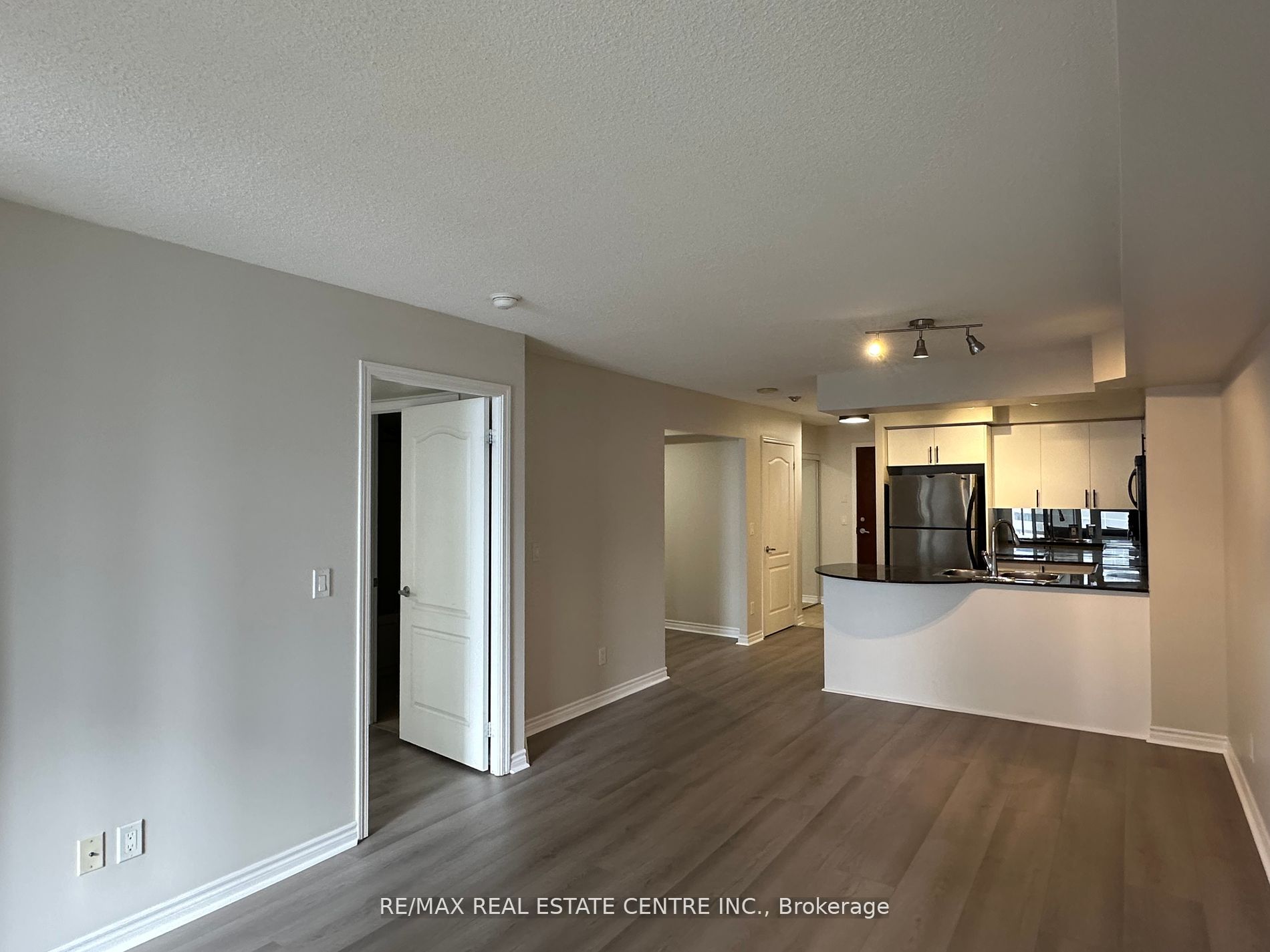 4080 Living Arts Dr, #2304