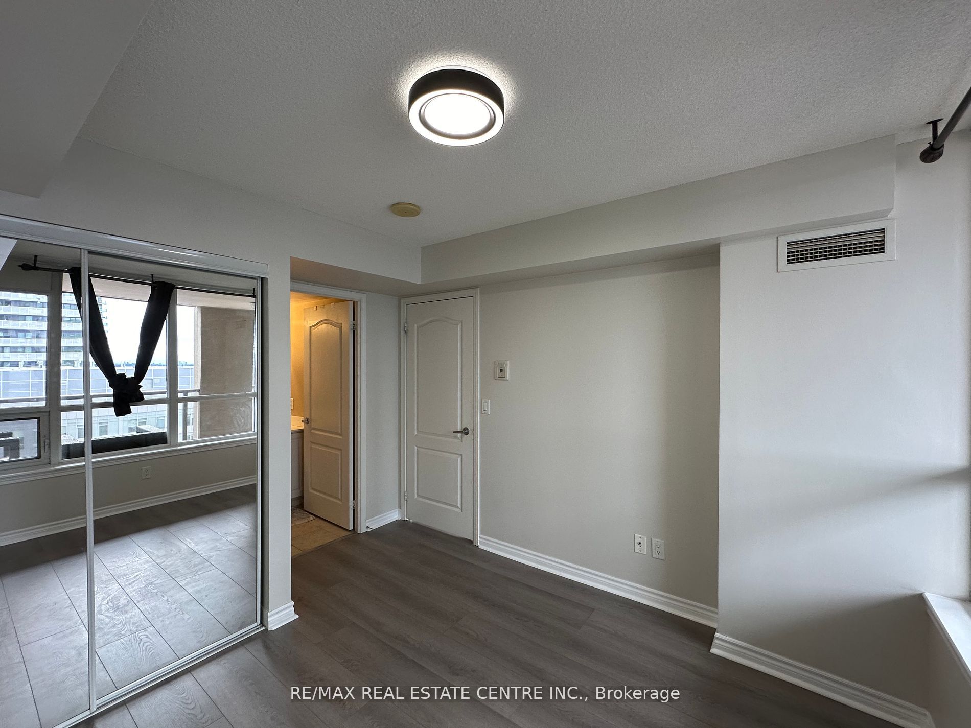 4080 Living Arts Dr, #2304