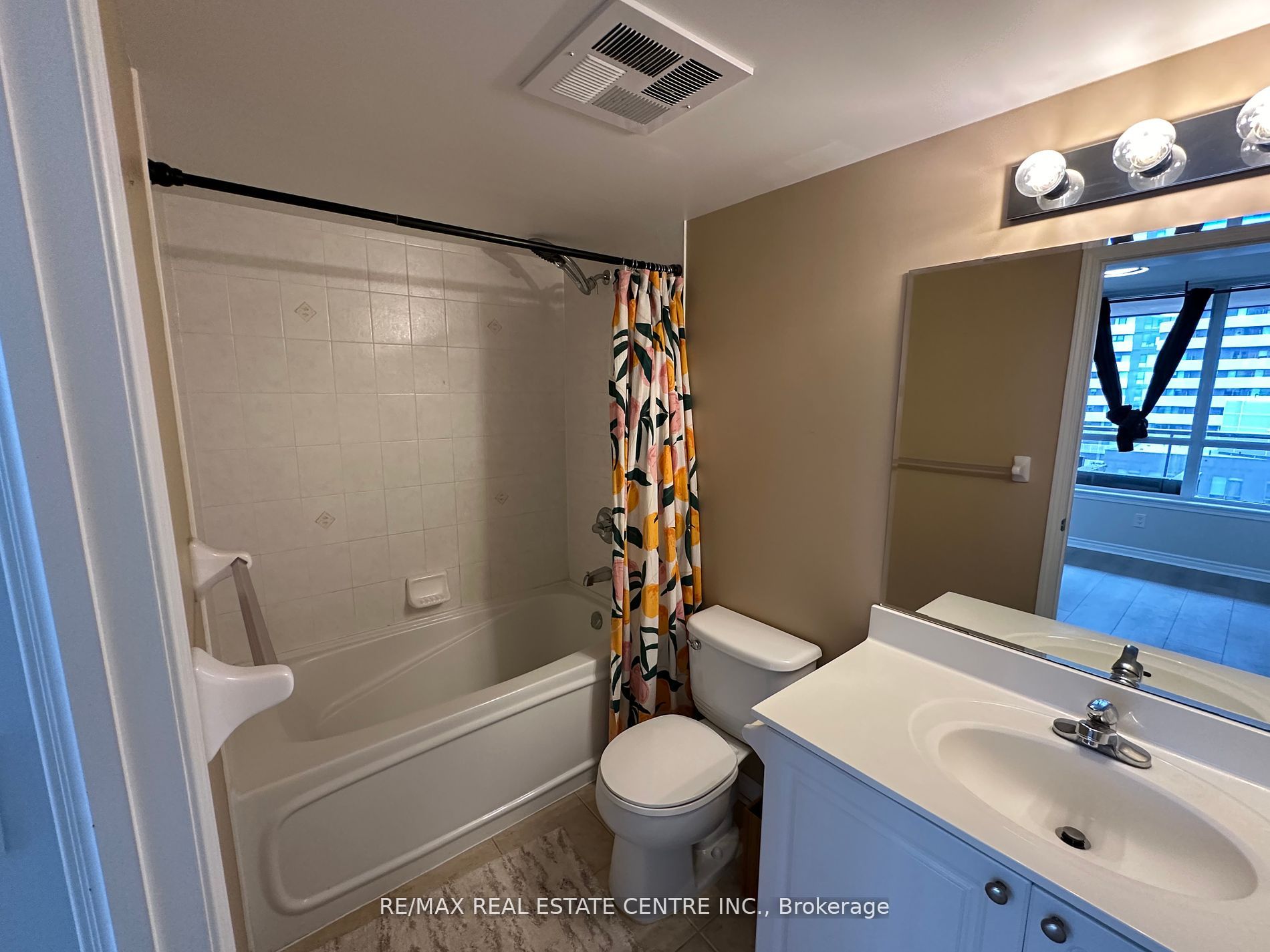 4080 Living Arts Dr, #2304