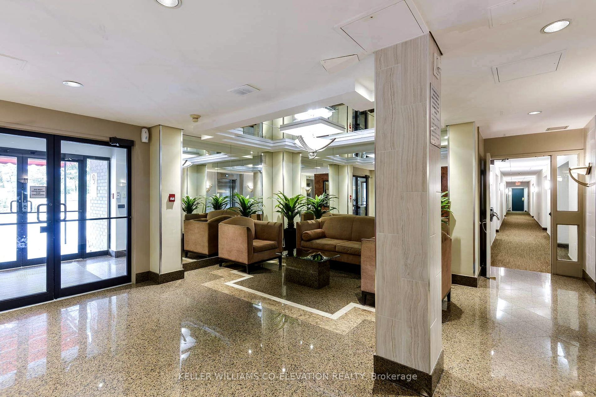 2091 Hurontario Street, #707