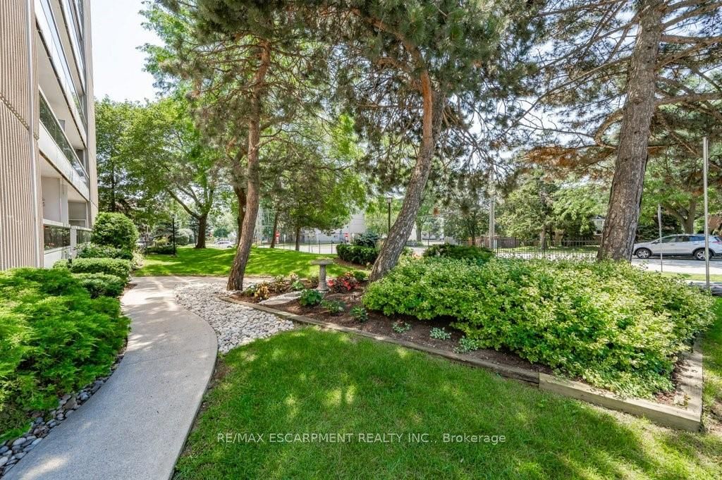 2263 Marine Drive #1203