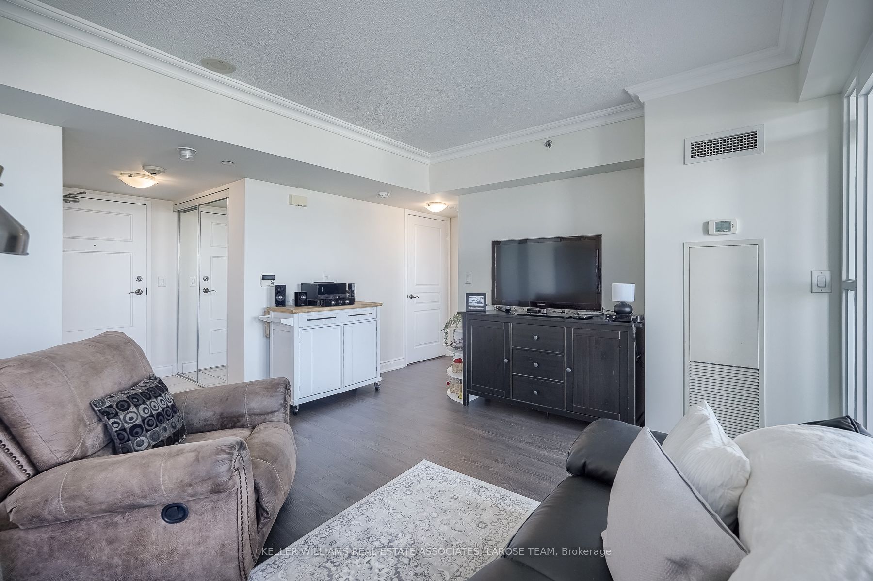 3 Marine Parade Dr, #2106