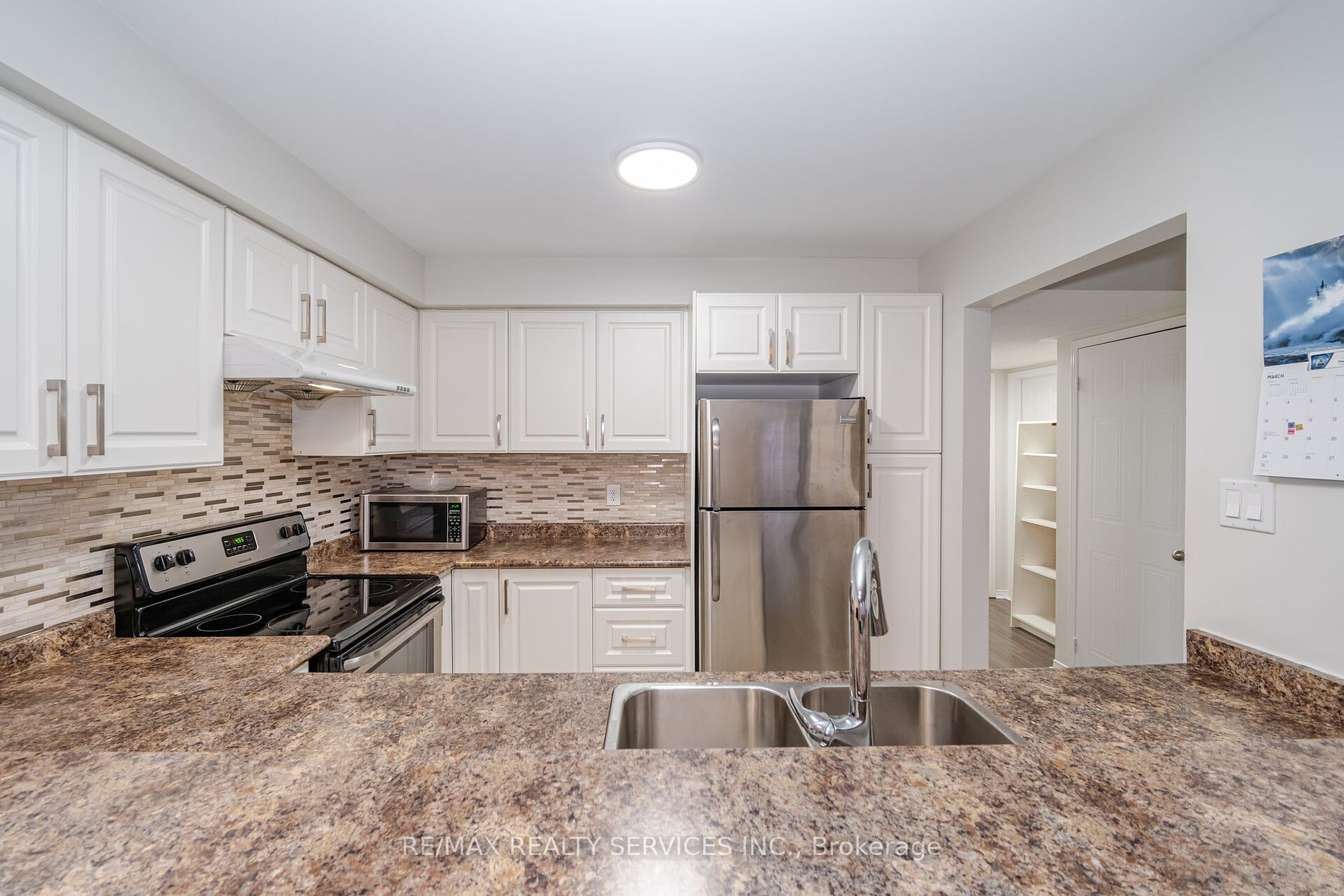 99 Bristol Rd E, #179