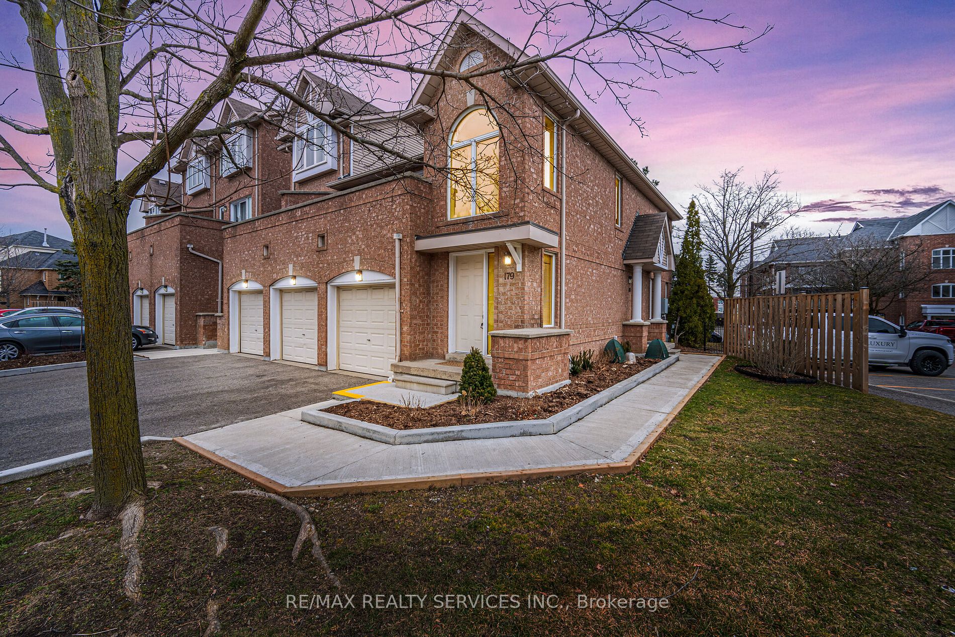 99 Bristol Rd E, #179