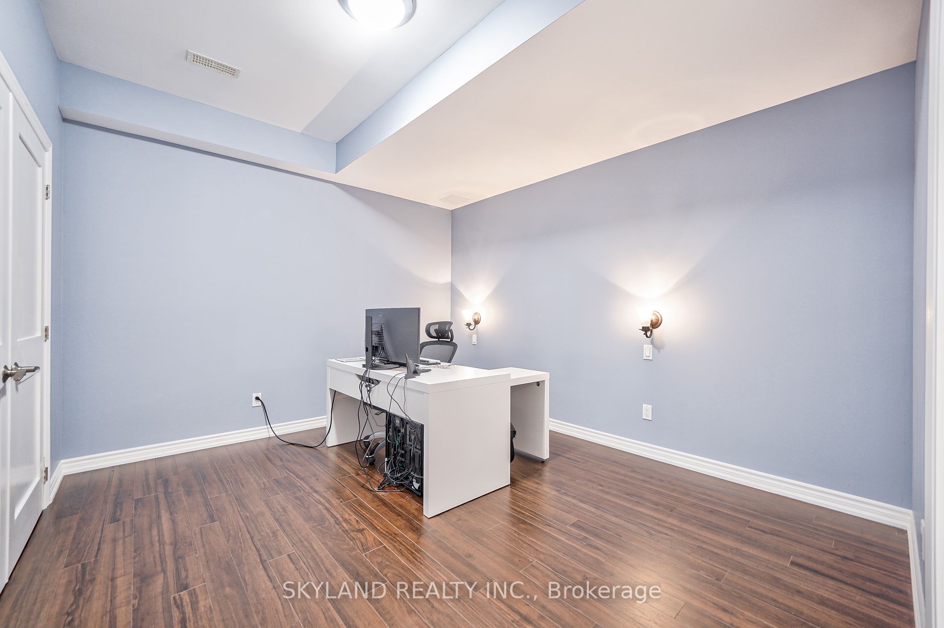 2400 Colonel William Parkway