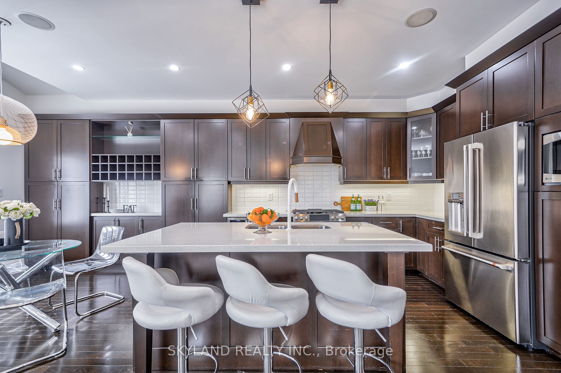 2400 Colonel William Parkway