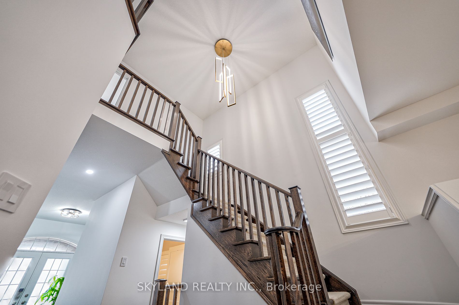 2400 Colonel William Parkway