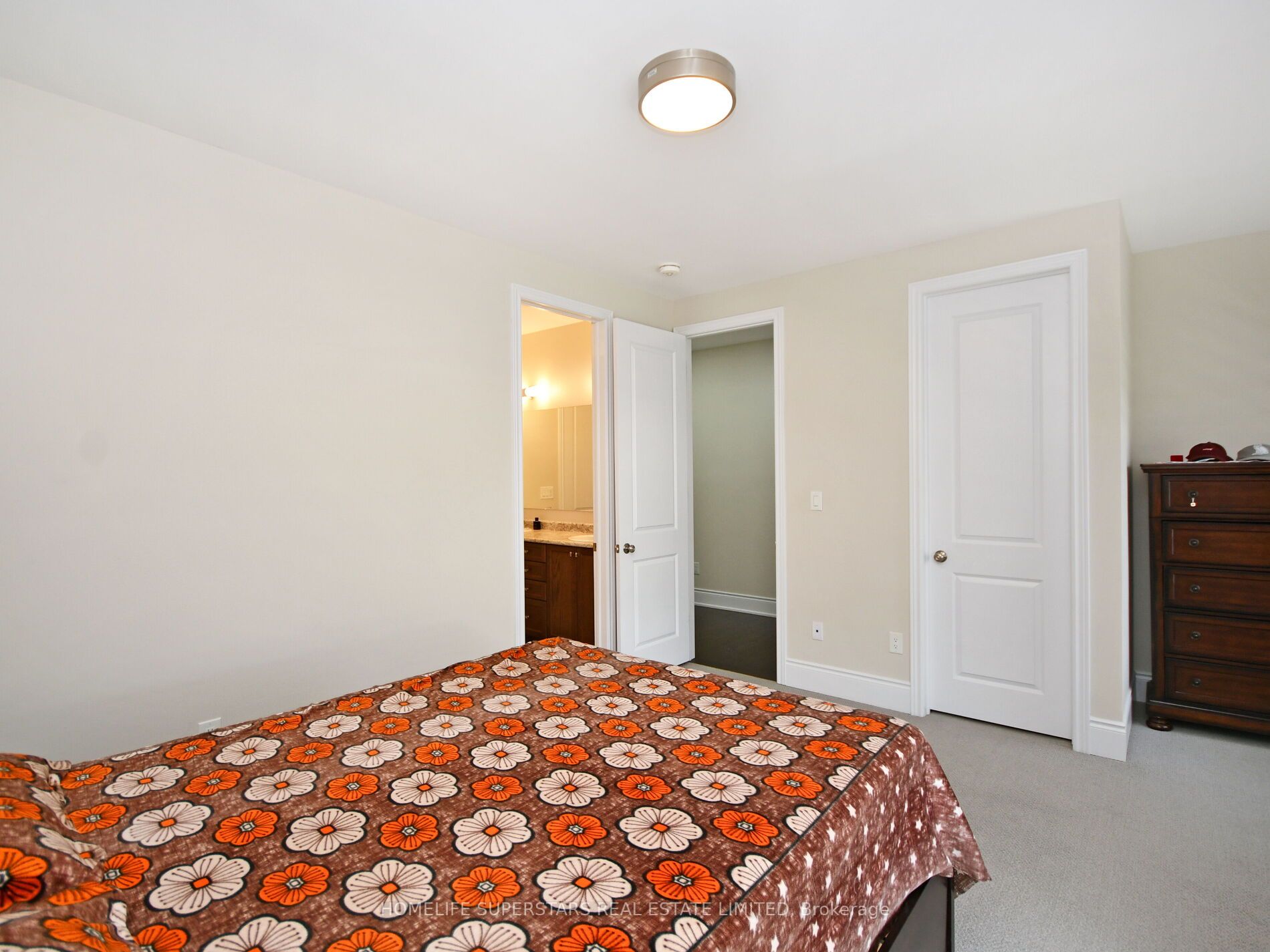 54 Arthur Griifin Cres E