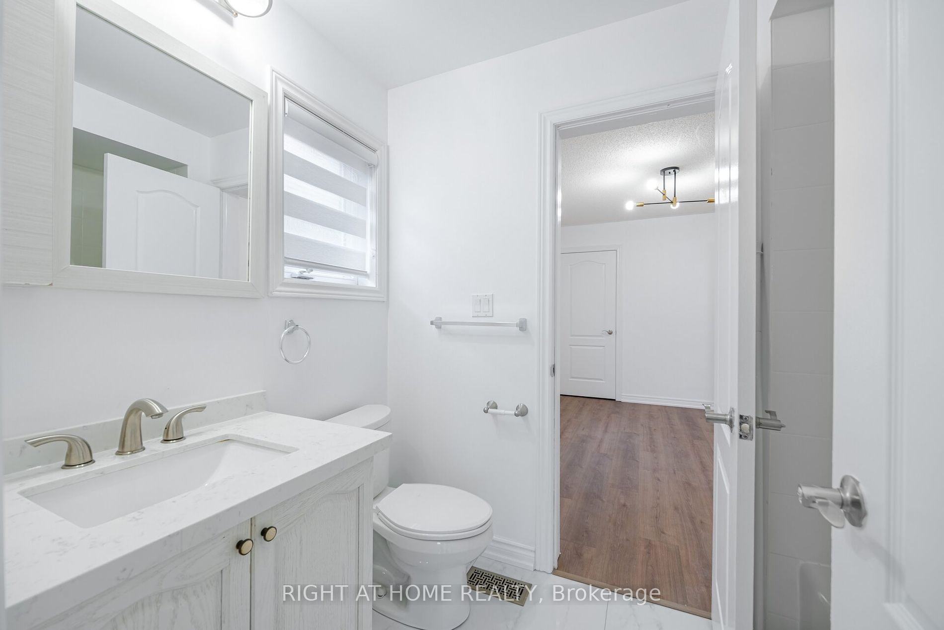 3020 Hawktail Crescent