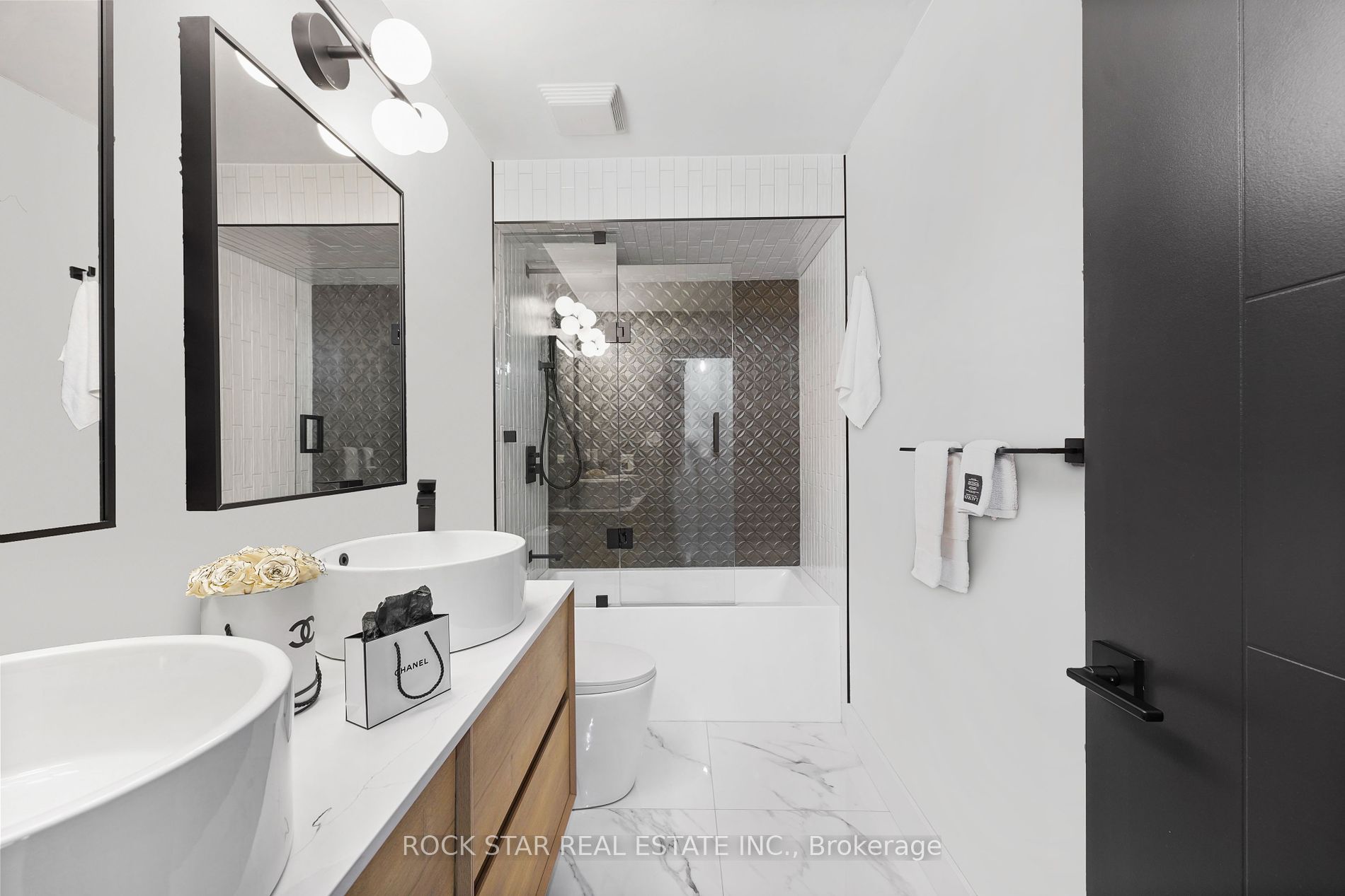 5090 FAIRVIEW Street, #50