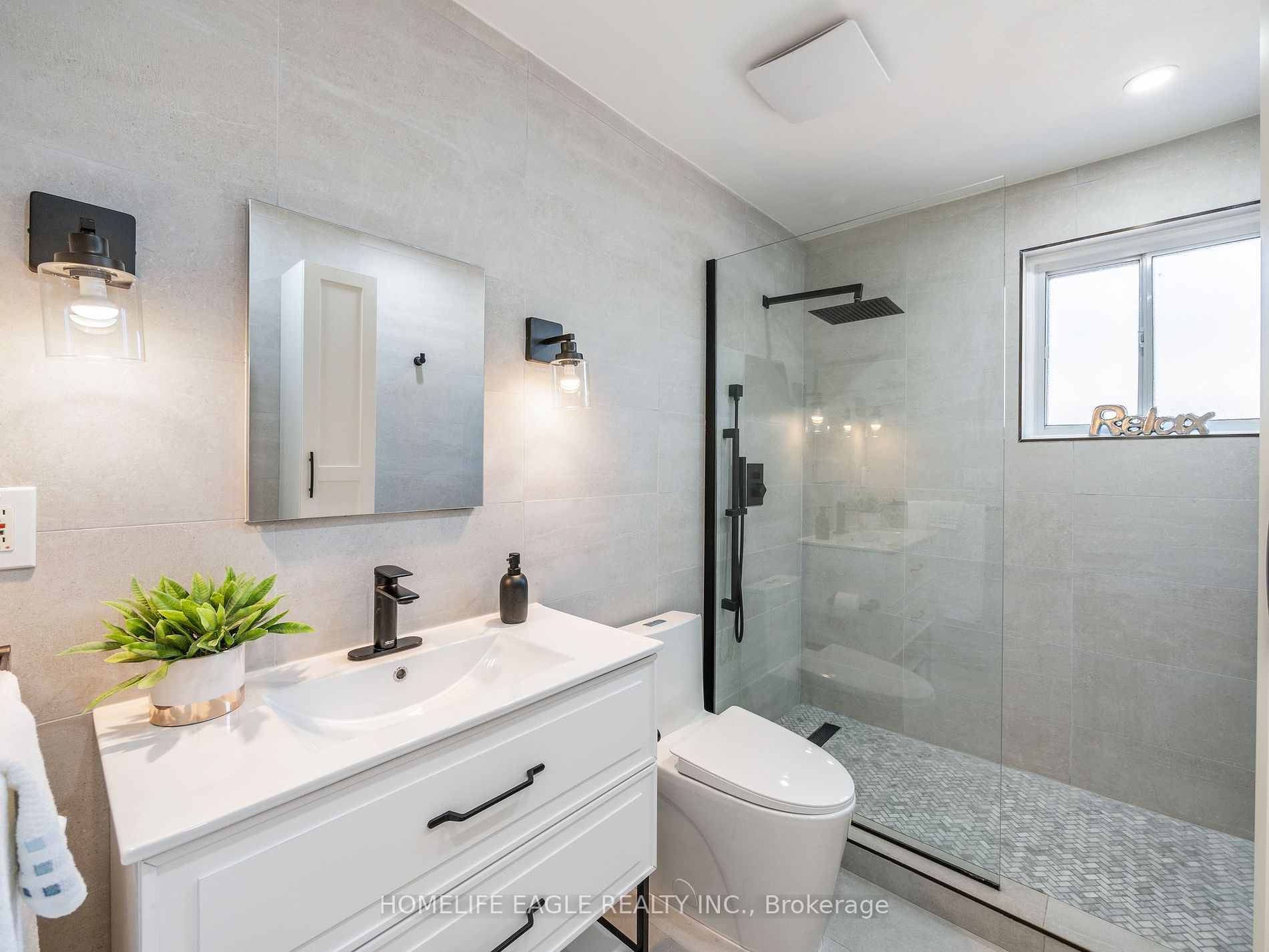 5 Buckley Cres
