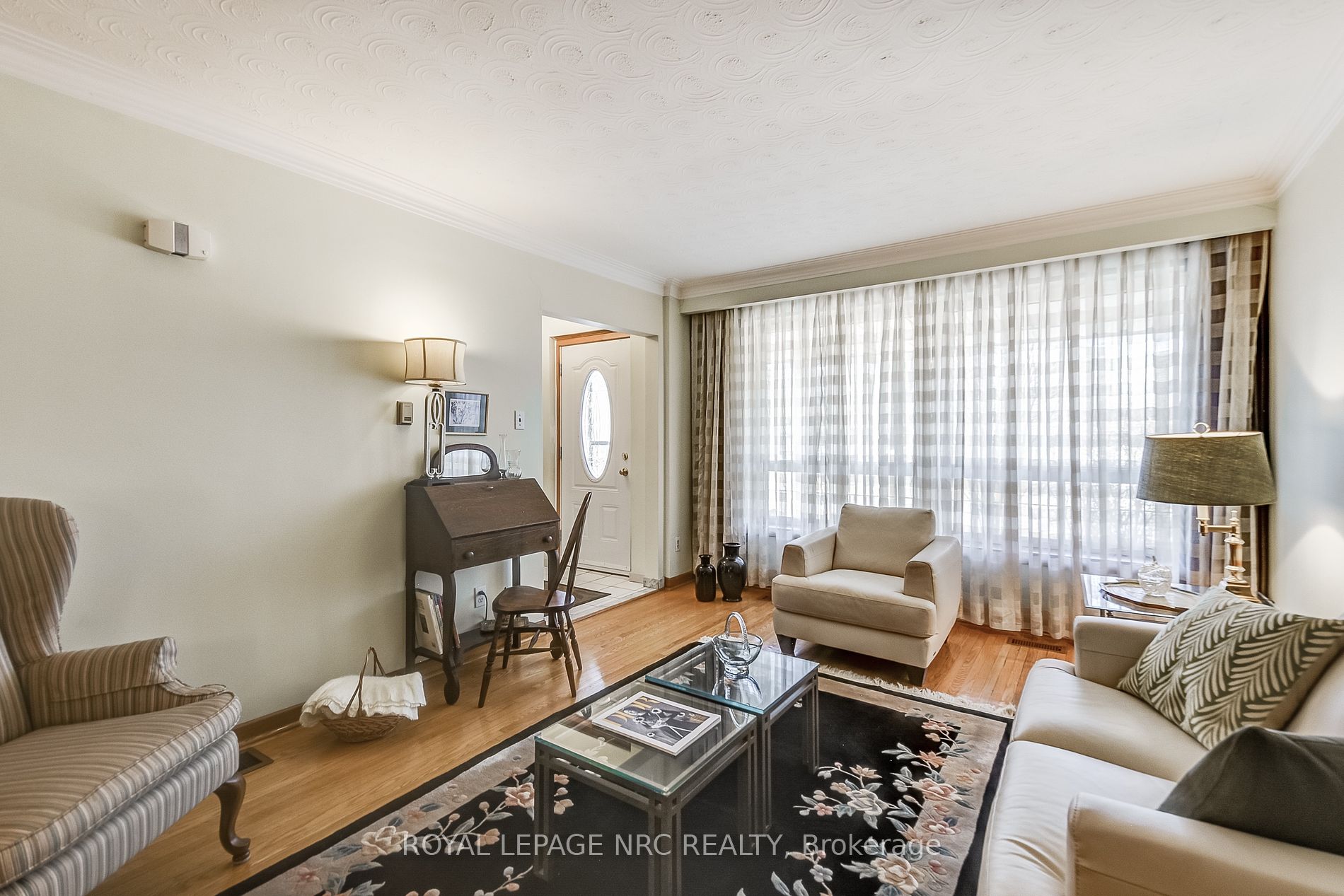 49 Graystone Gdns