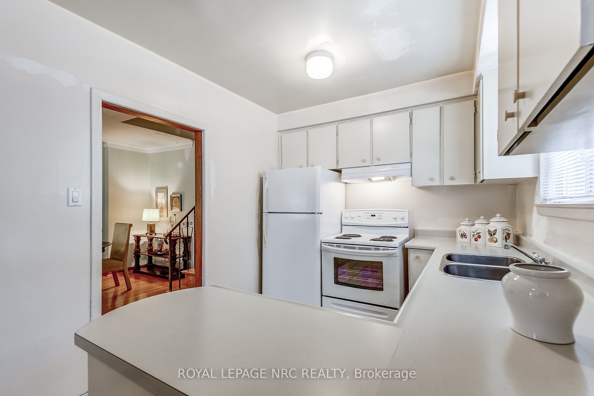 49 Graystone Gdns