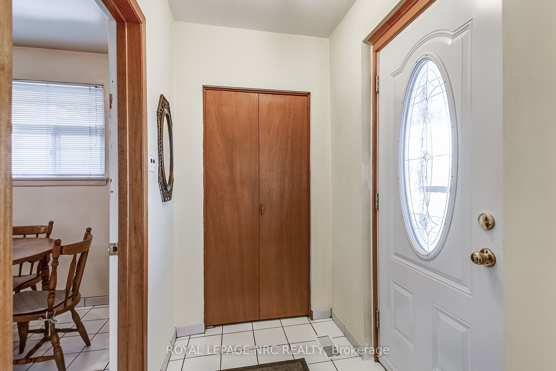 49 Graystone Gdns