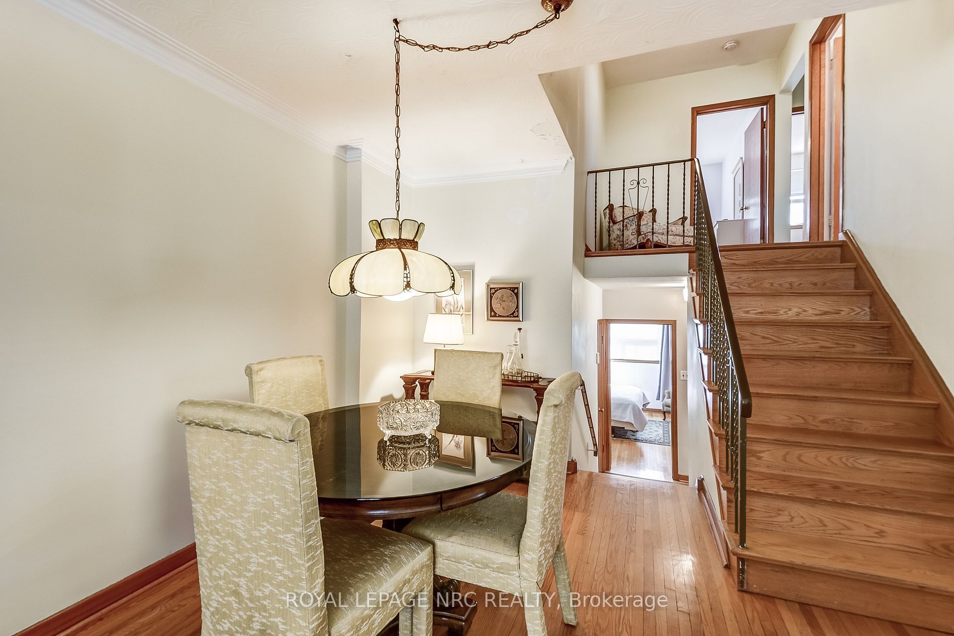 49 Graystone Gdns