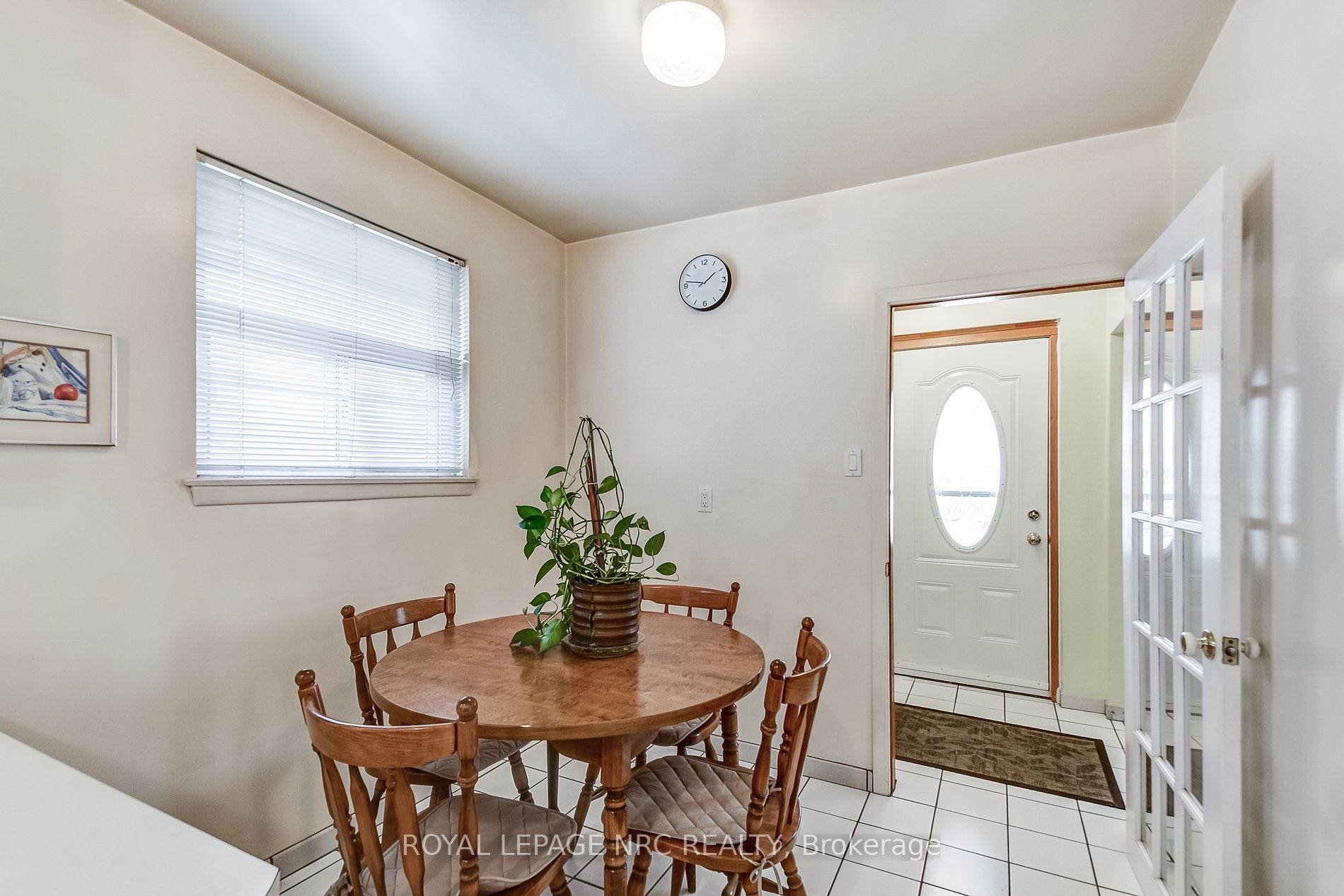 49 Graystone Gdns