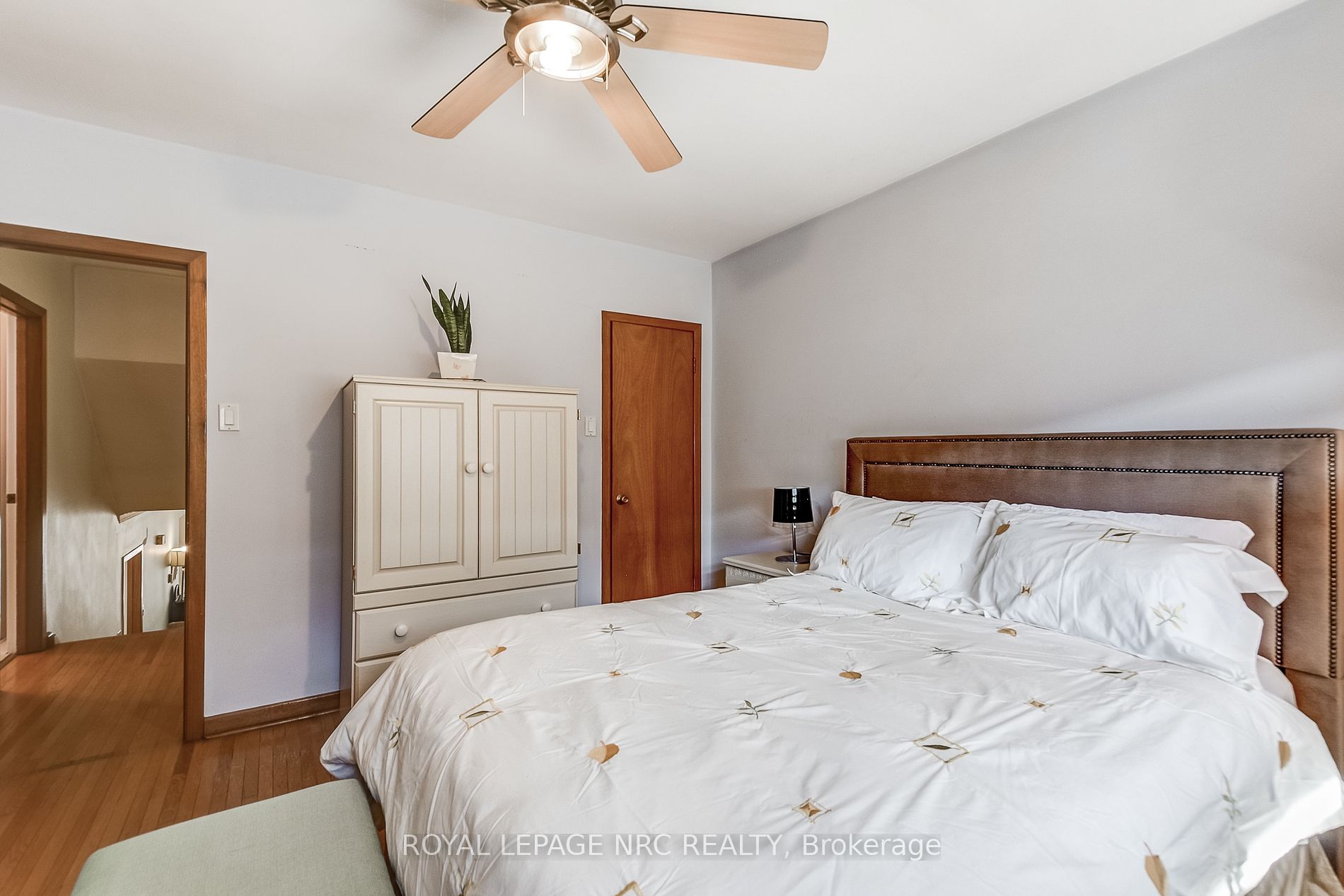 49 Graystone Gdns