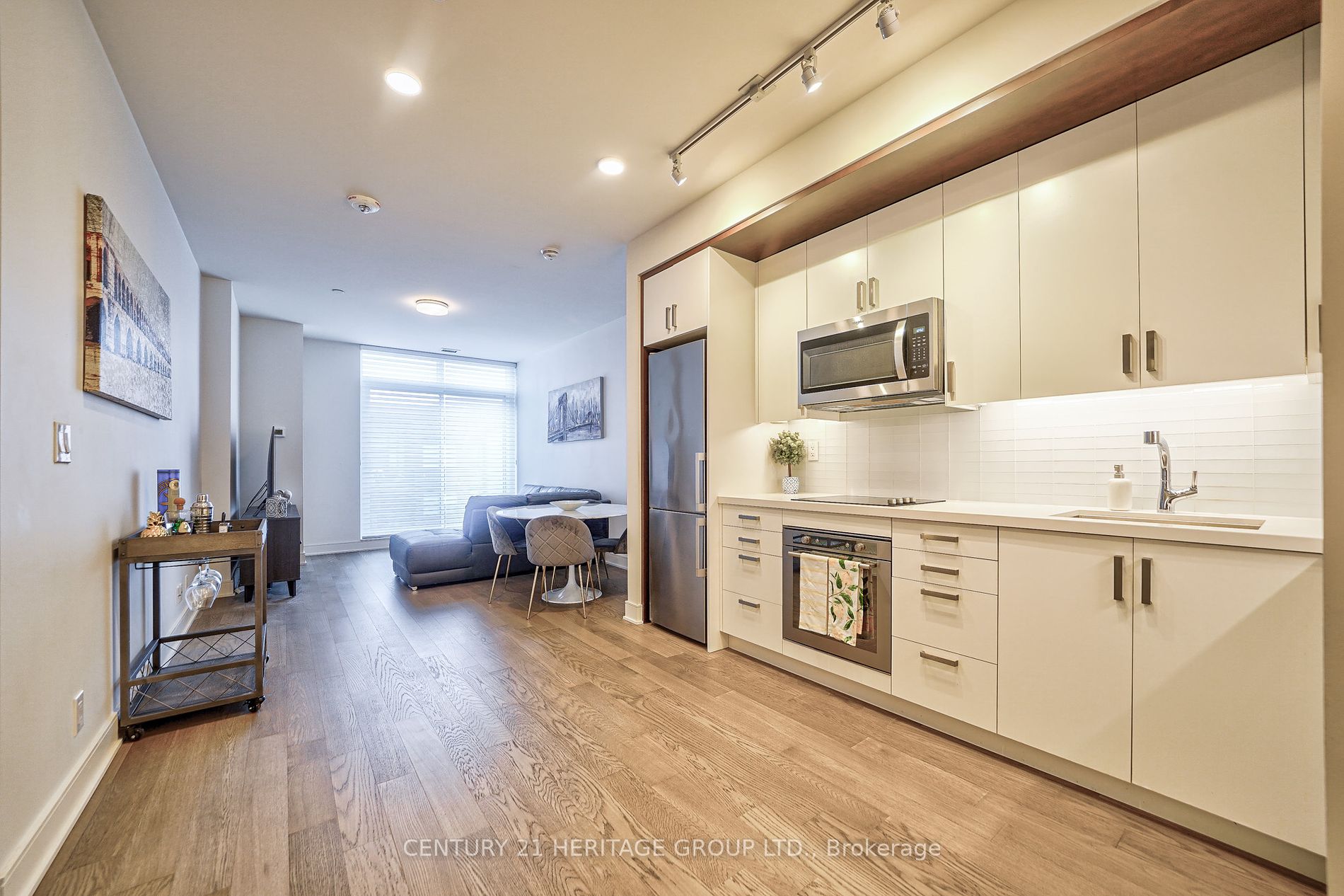 1575 Lakeshore Rd W, #441