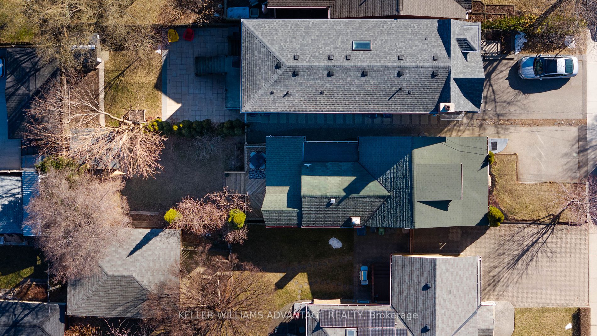 63 Guthrie Ave