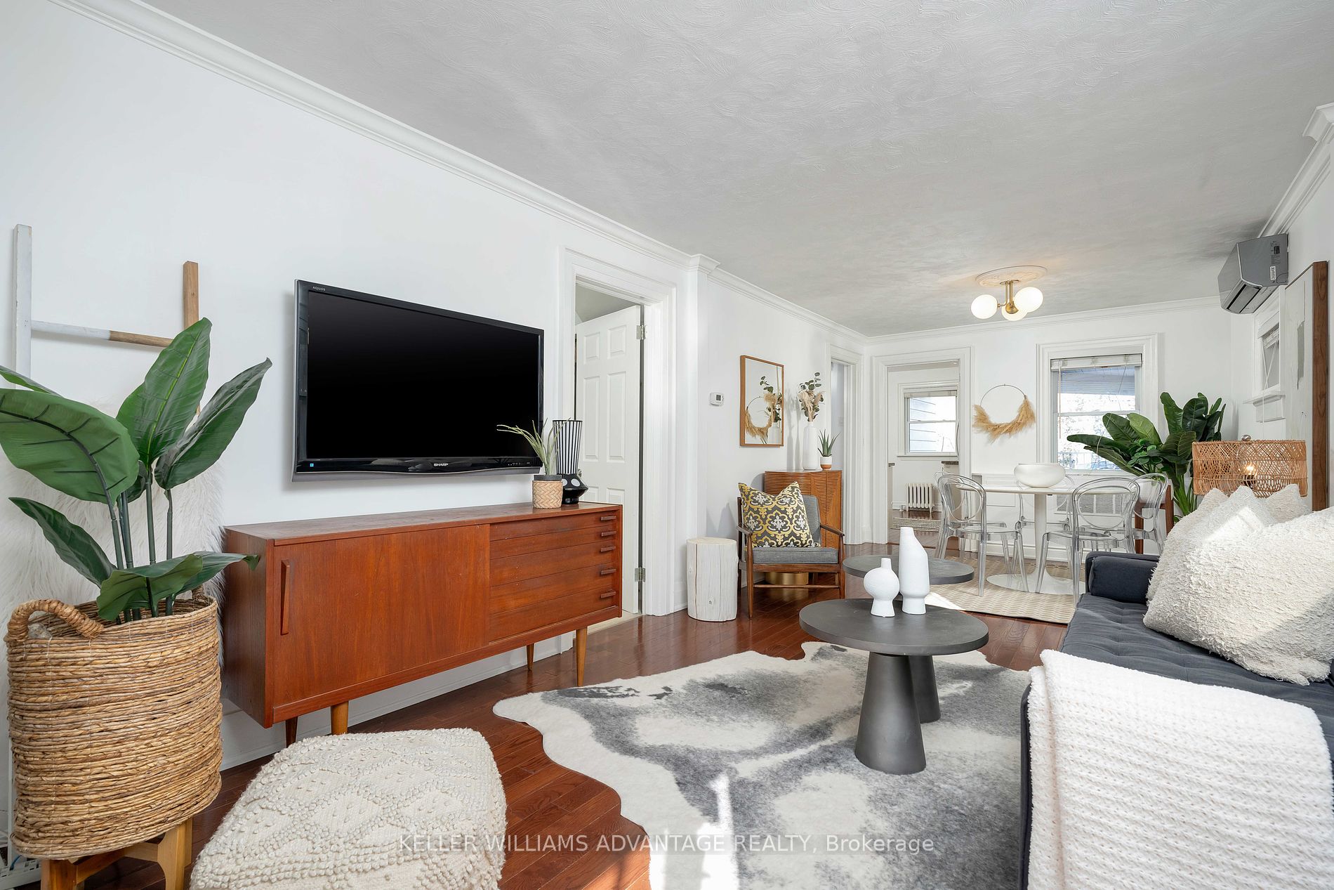 63 Guthrie Ave