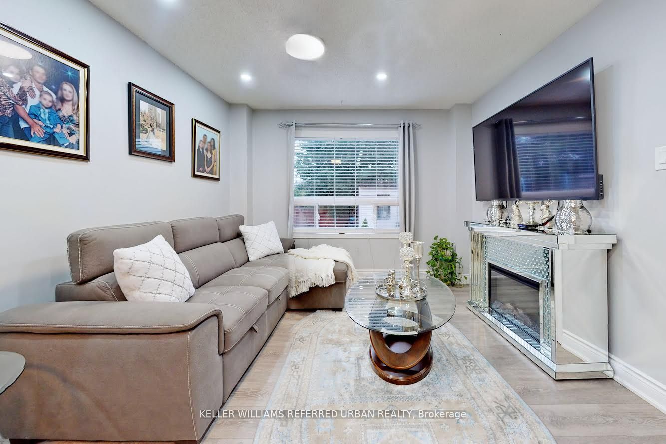 138 Rainforest Dr