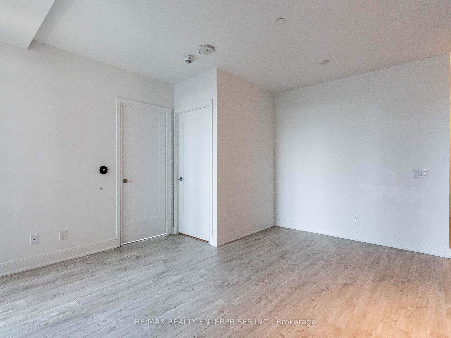 70 Annie Craig Drive #402