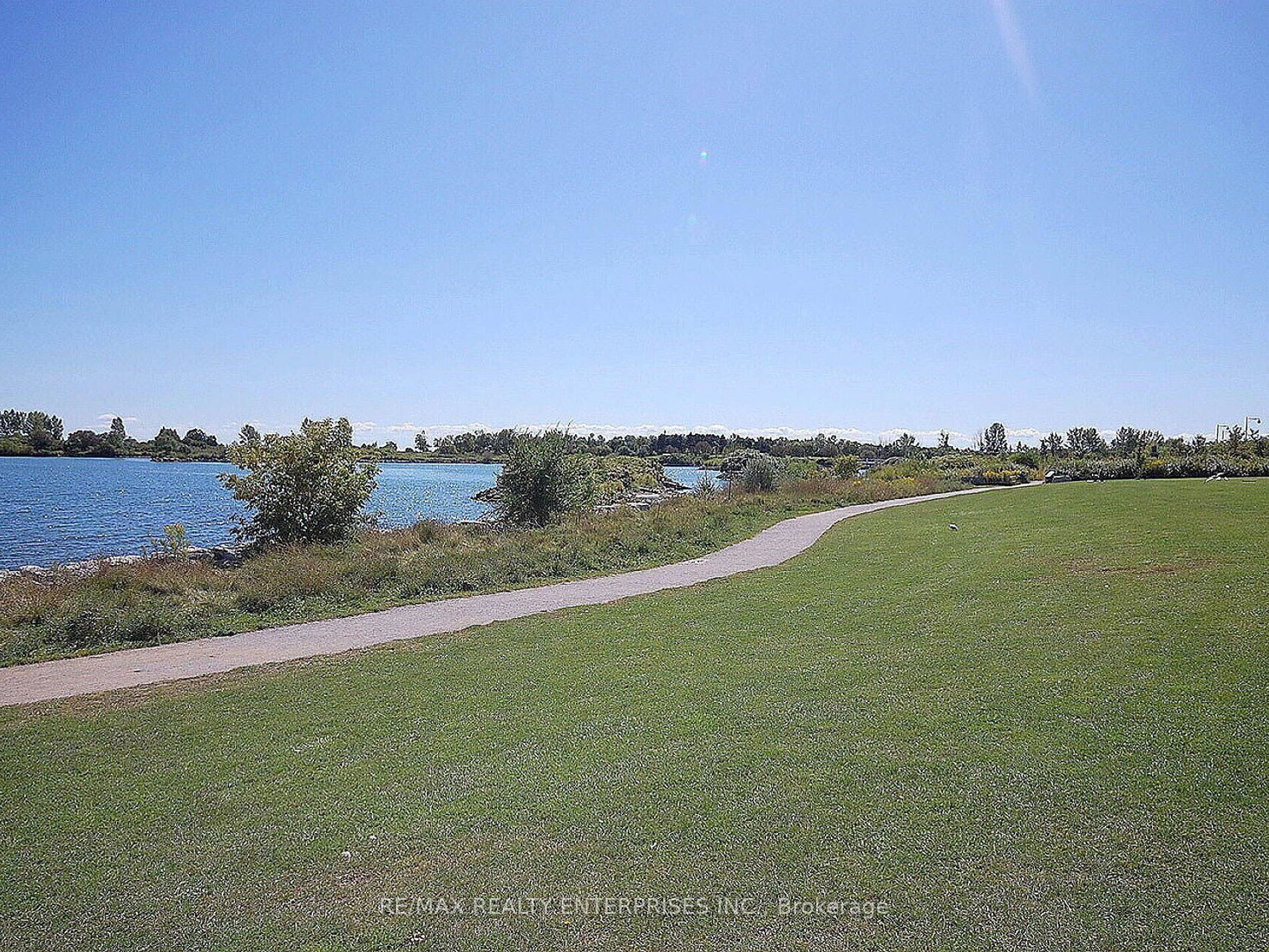 70 Annie Craig Drive #402