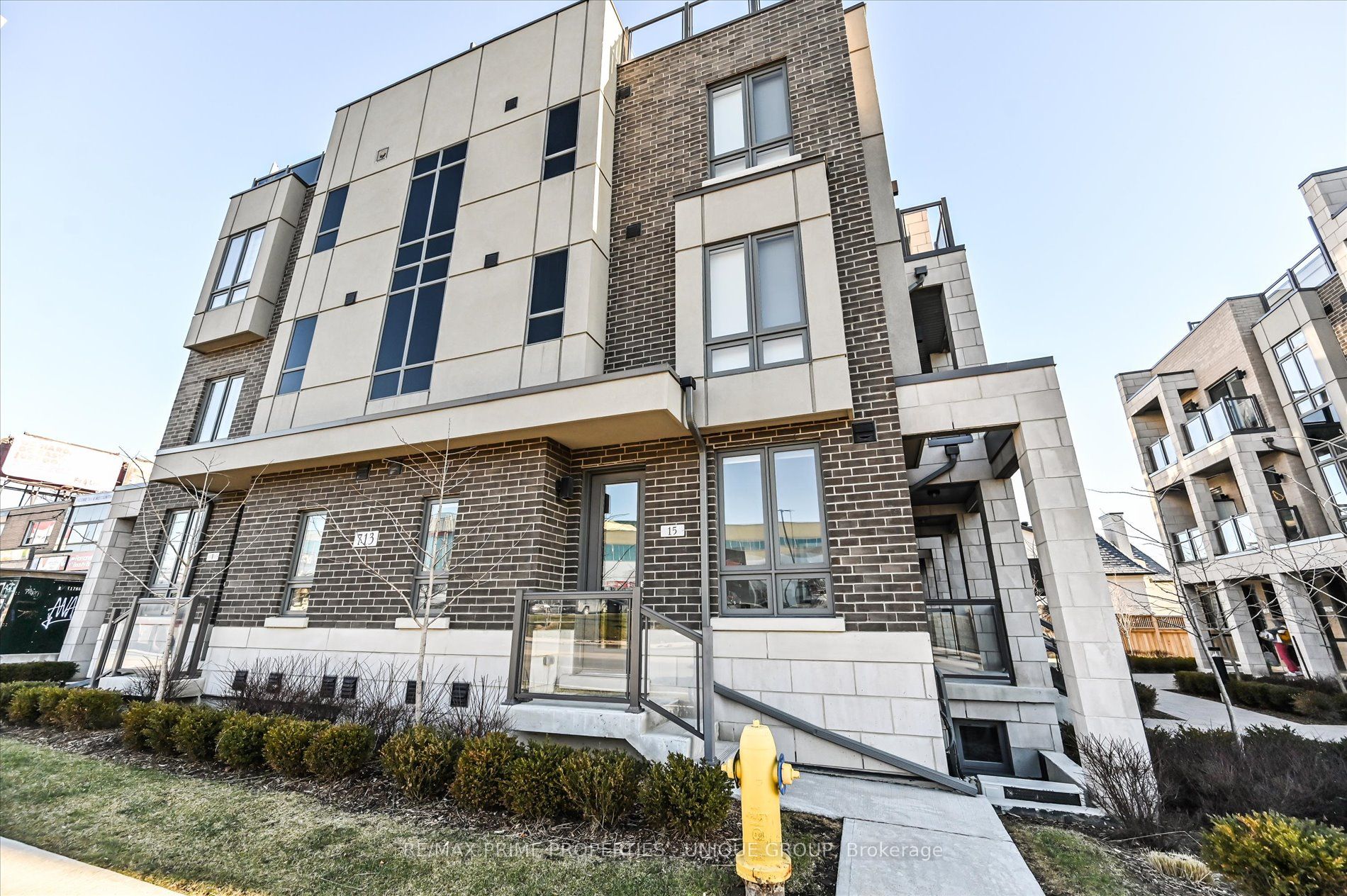 713 Lawrence Avenue W, #15