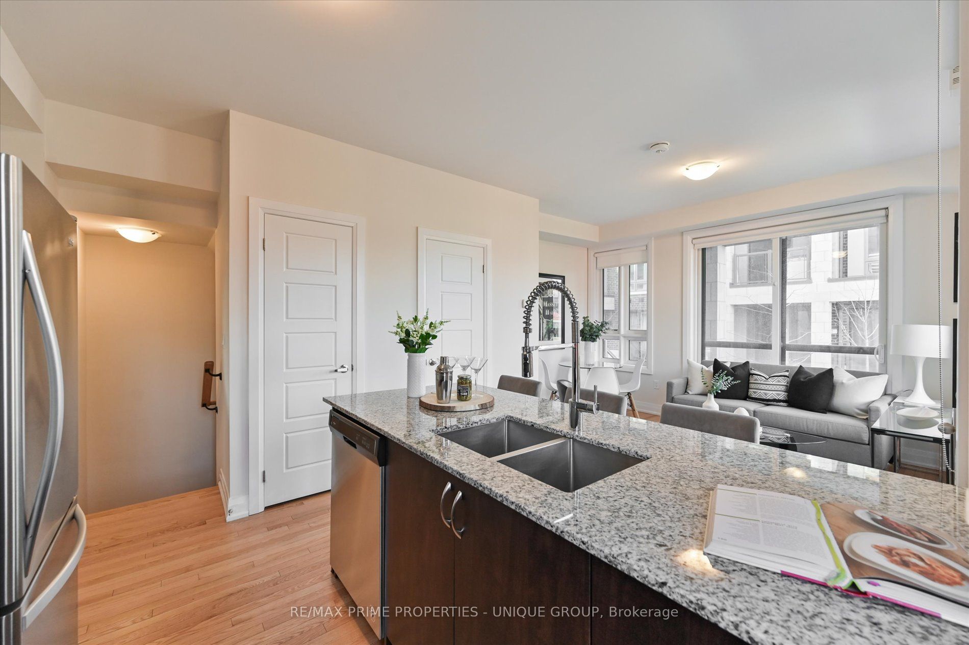 713 Lawrence Avenue W, #15
