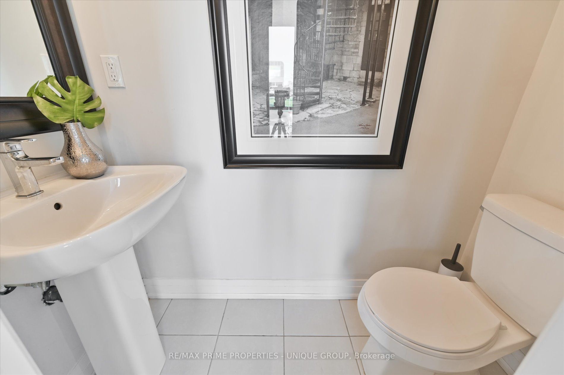 713 Lawrence Avenue W, #15