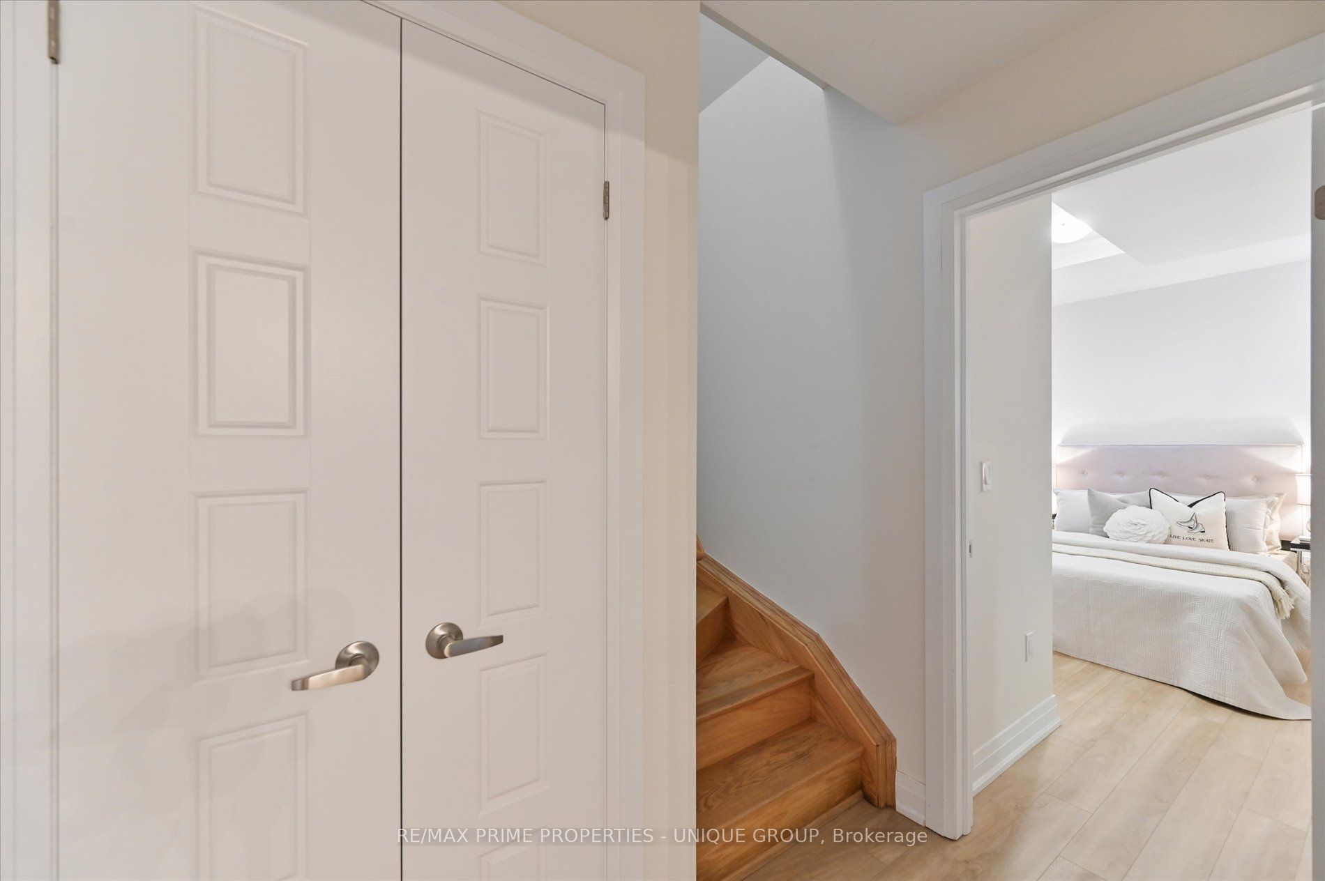 713 Lawrence Avenue W, #15