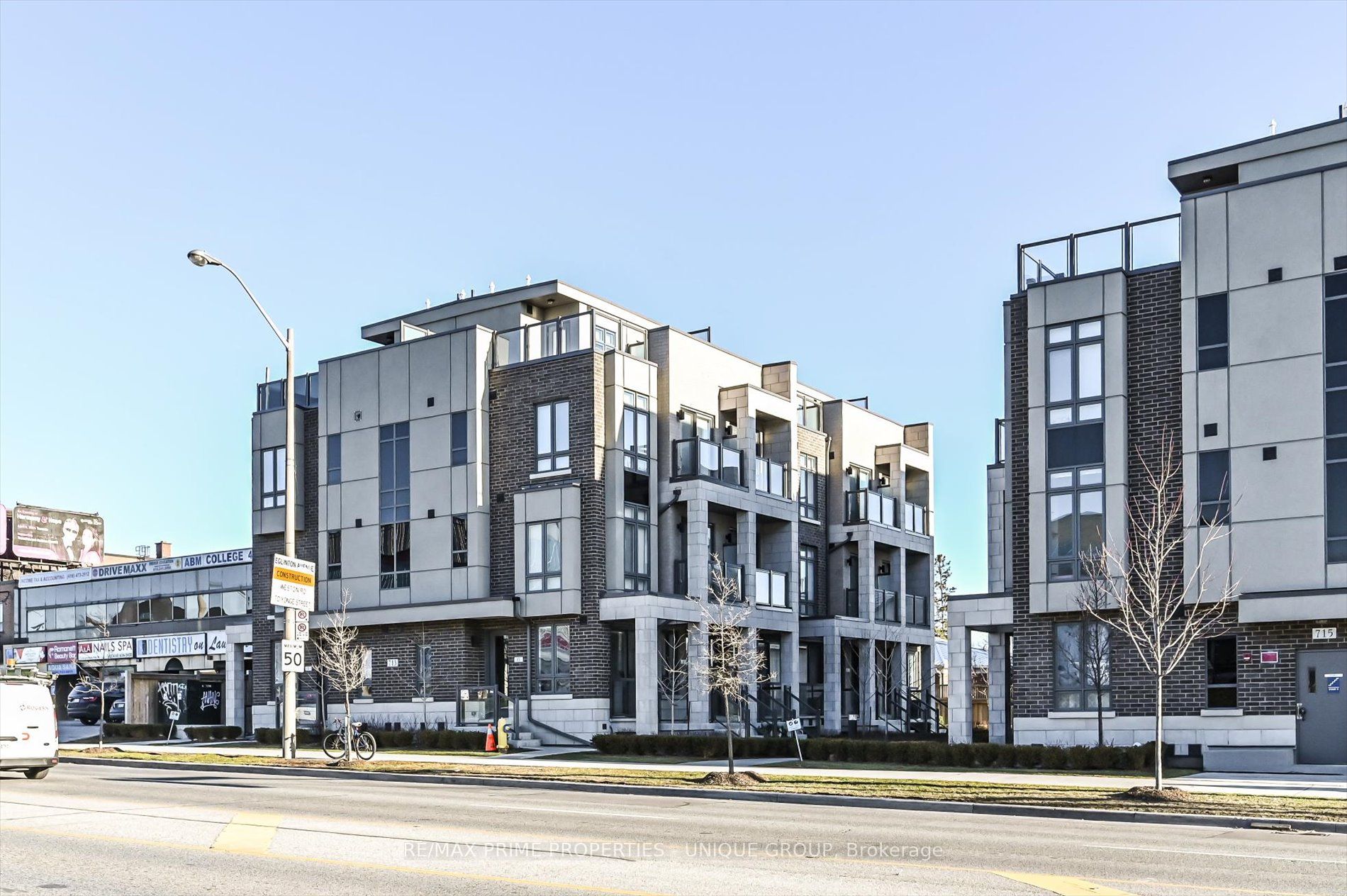 713 Lawrence Avenue W, #15