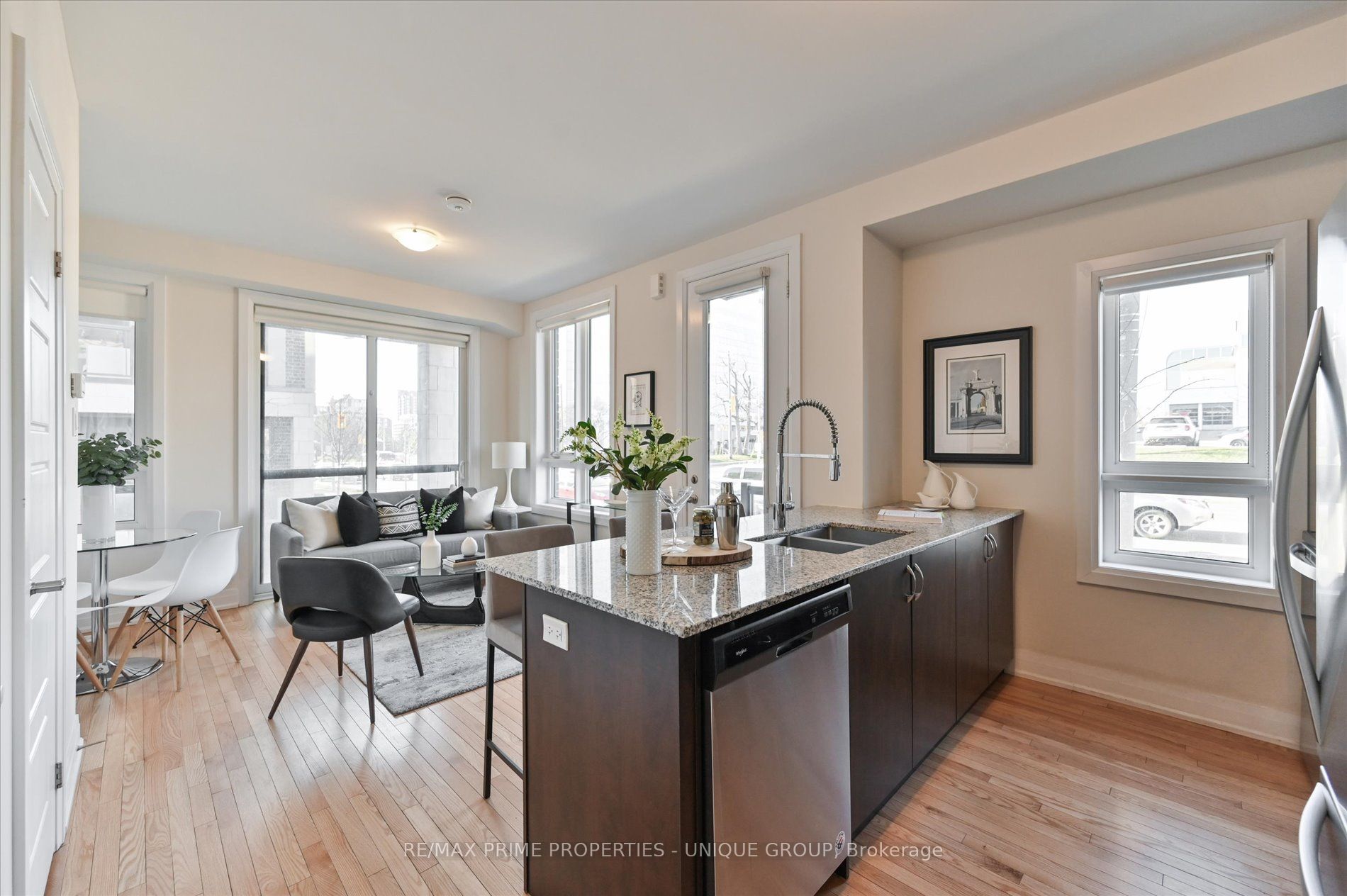 713 Lawrence Avenue W, #15