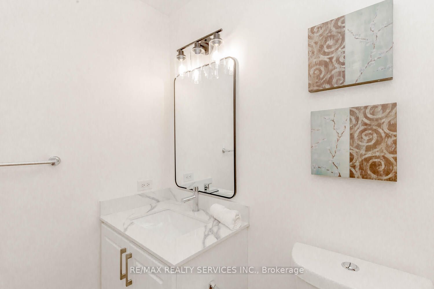 225 Webb Drive, #1711