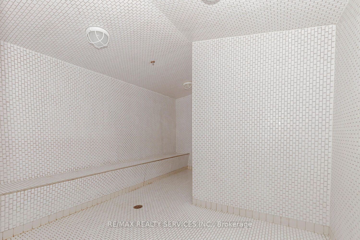 225 Webb Drive, #1711