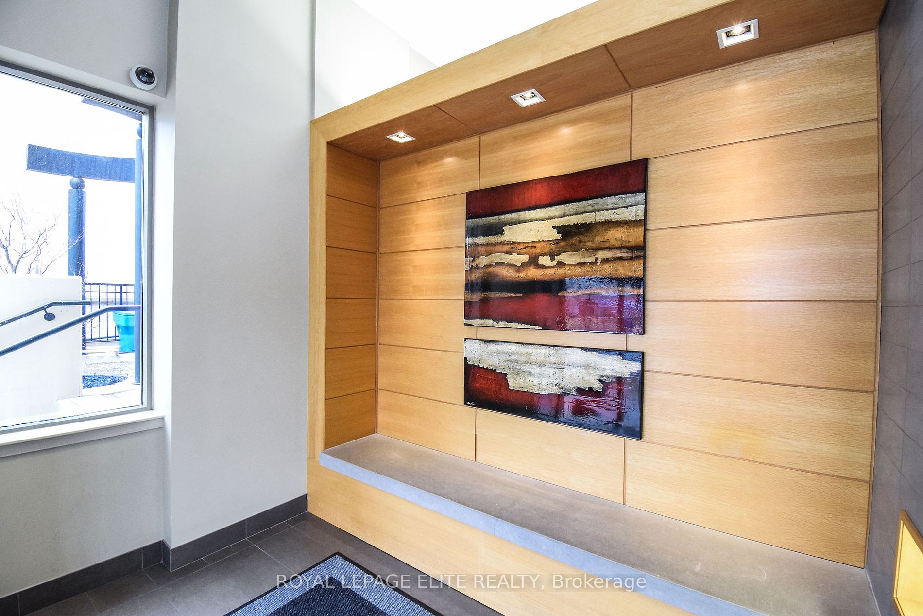 4 Elsinore Path, #203