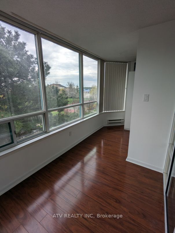 550 Webb Dr, #305