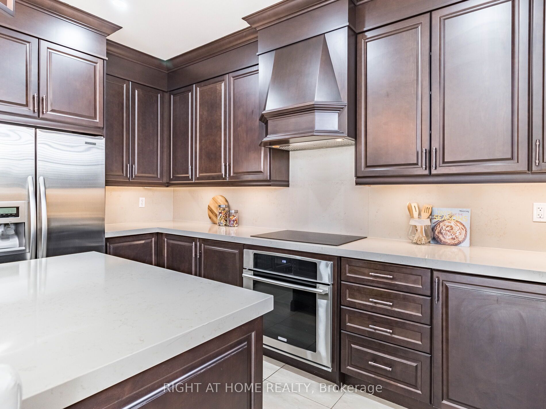 280 Wrigglesworth Cres