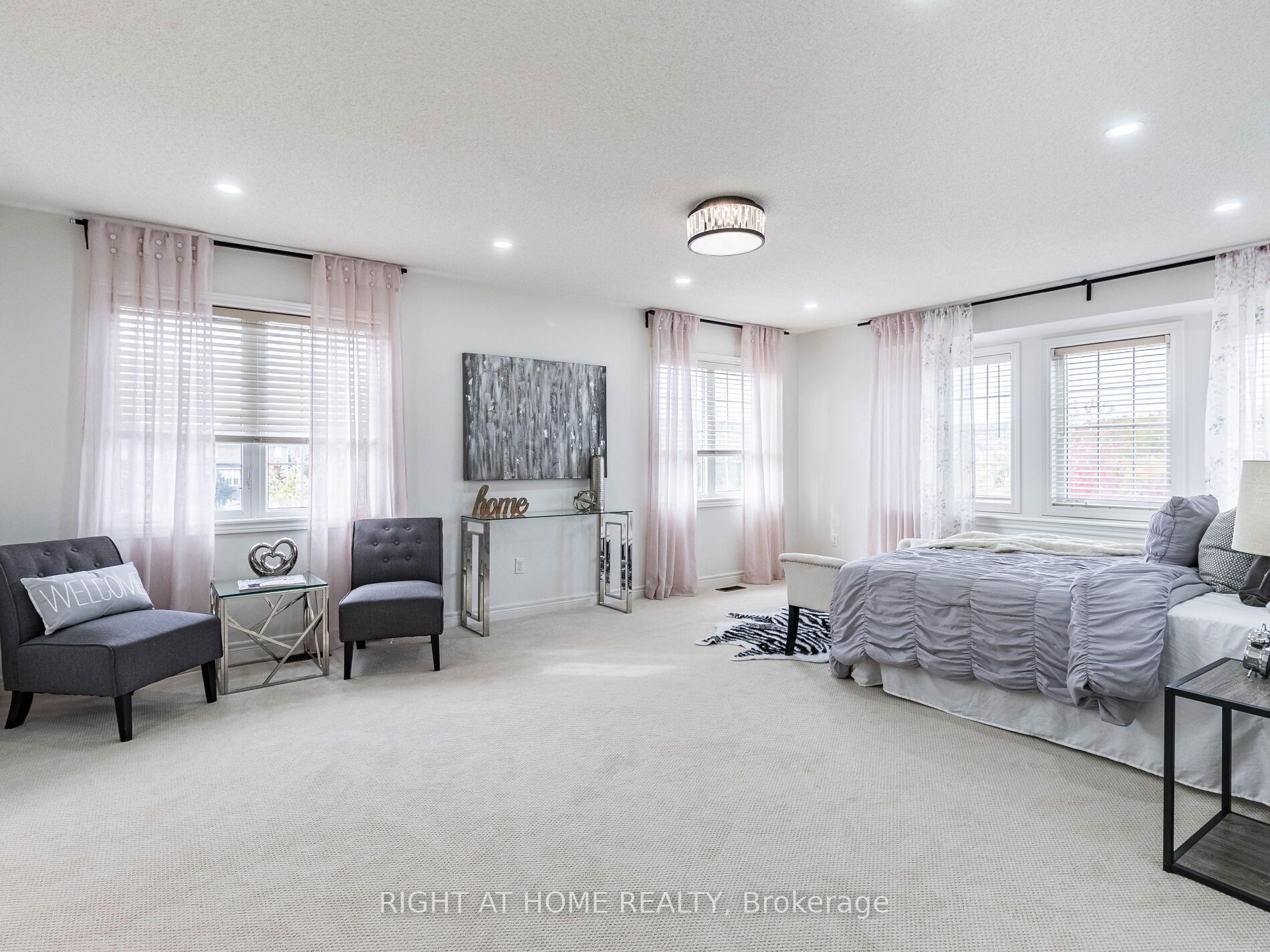 280 Wrigglesworth Cres