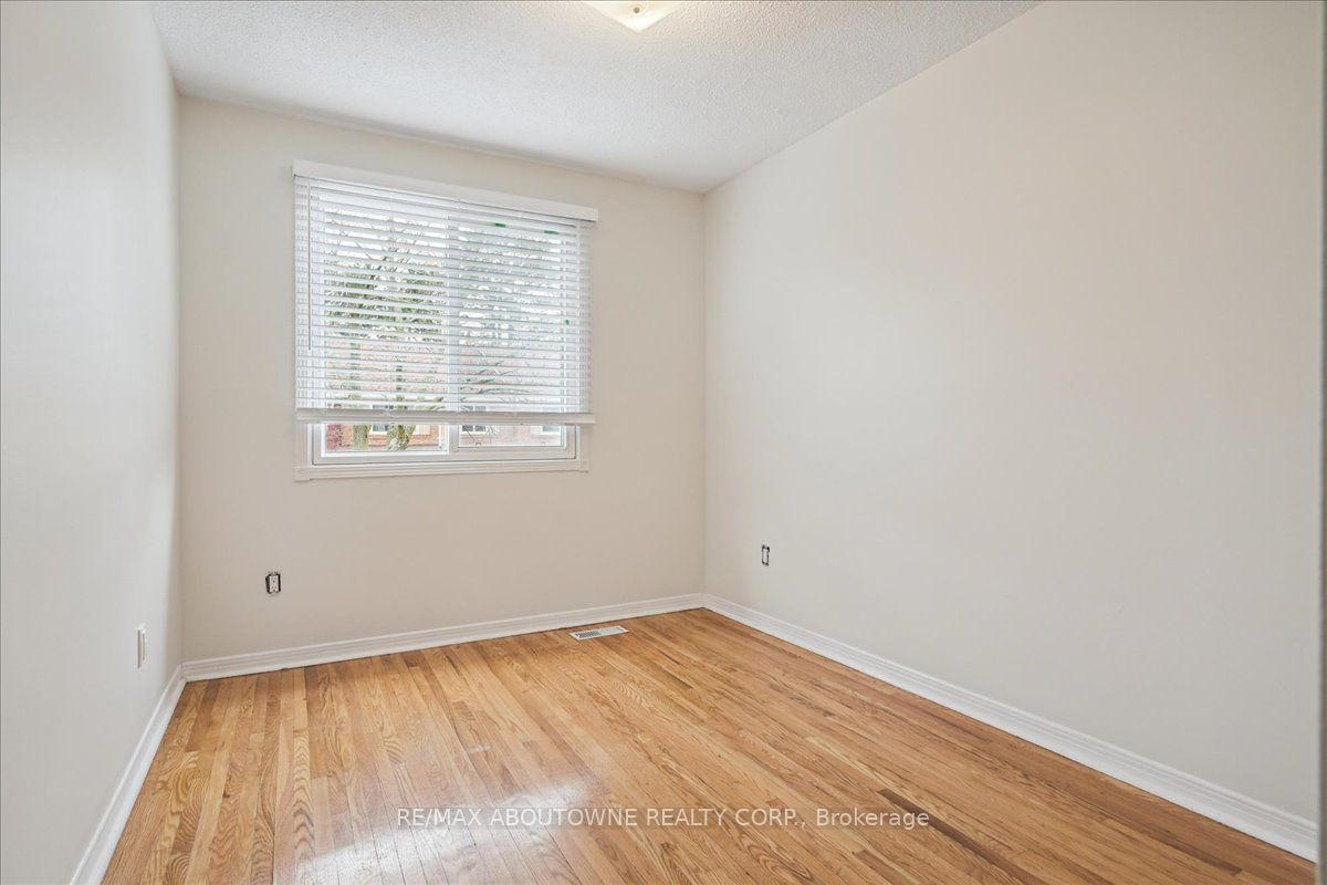 4195 Longmoor Drive #3