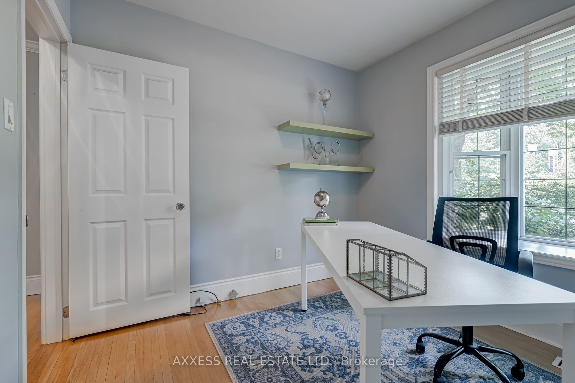 383 Maplehurst Avenue